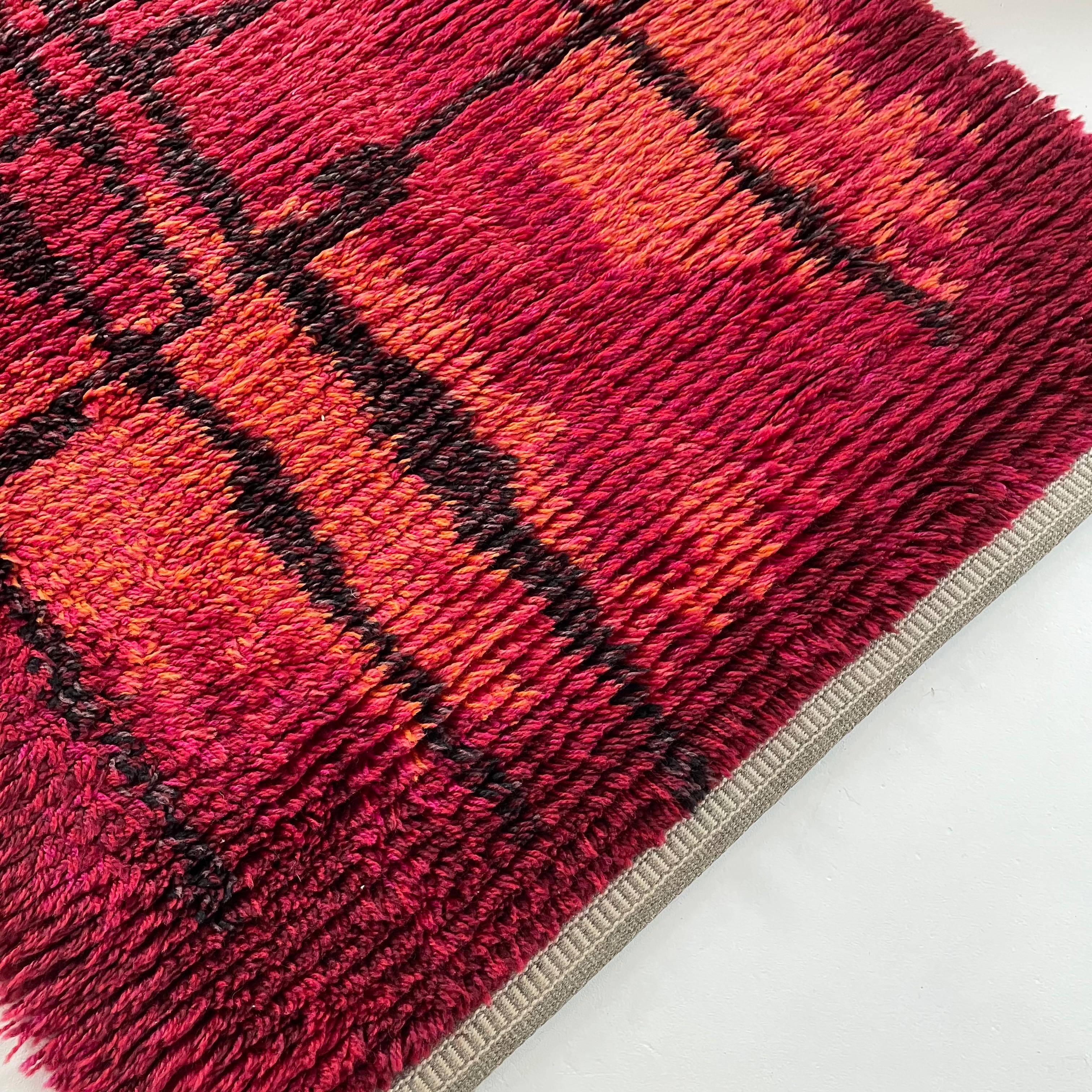 Original Abstract Scandinavian High Pile Örgryte Rya Rug Carpet, Sweden, 1960s For Sale 4