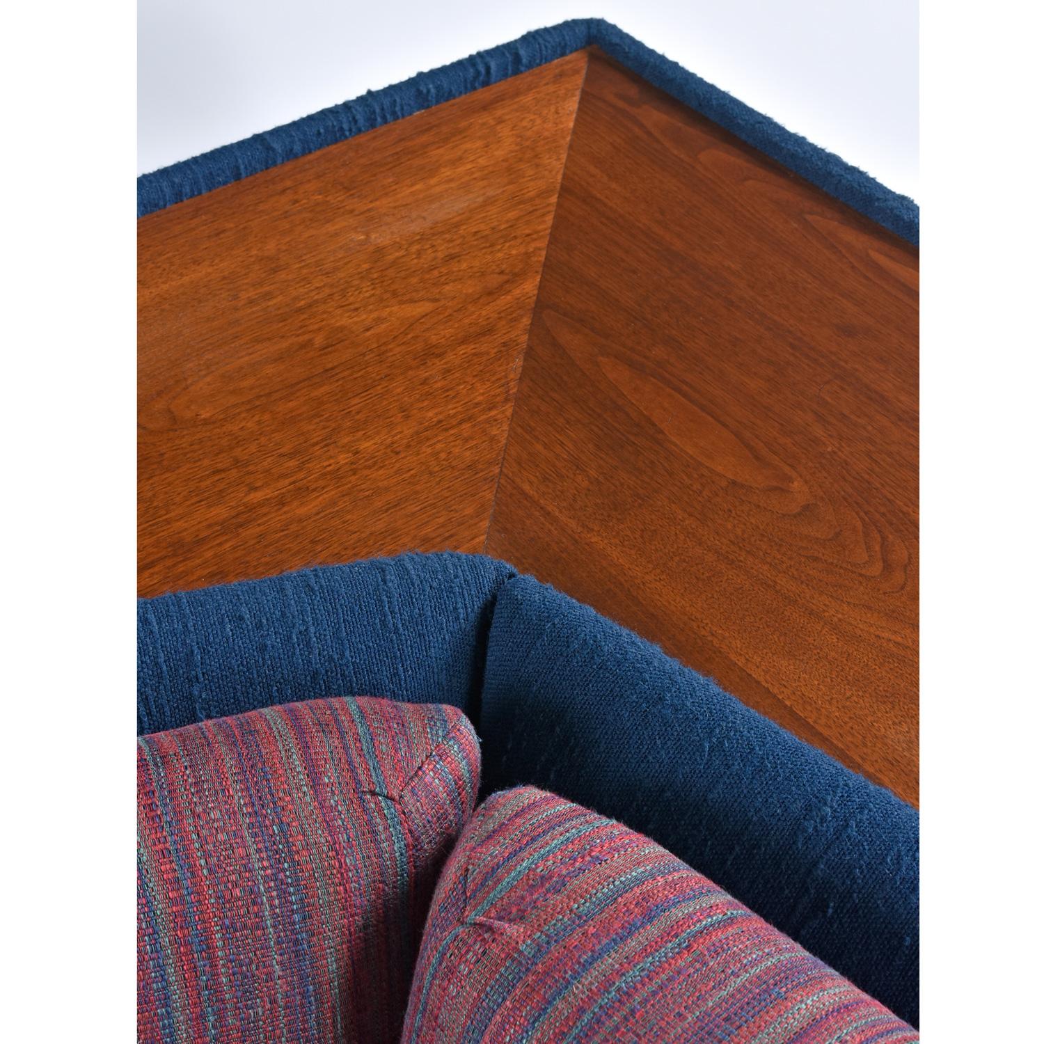 Original Adrian Pearsall Platform Boomerang Sofa 2300-S for Craft Associates For Sale 2