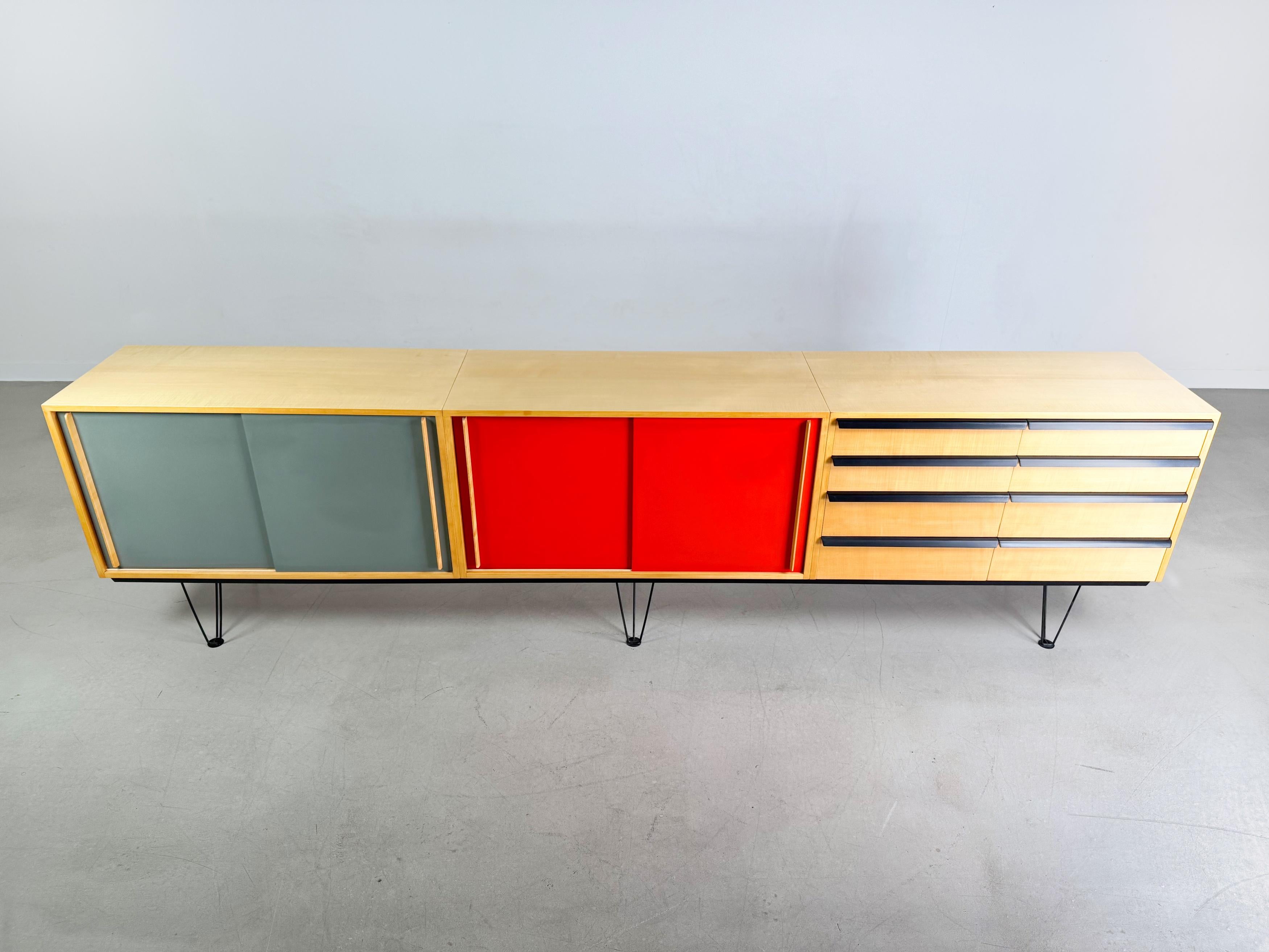 Original Alfred Altherr Sideboard Freba 330cm Schweiz 1950er Jahre im Angebot 5
