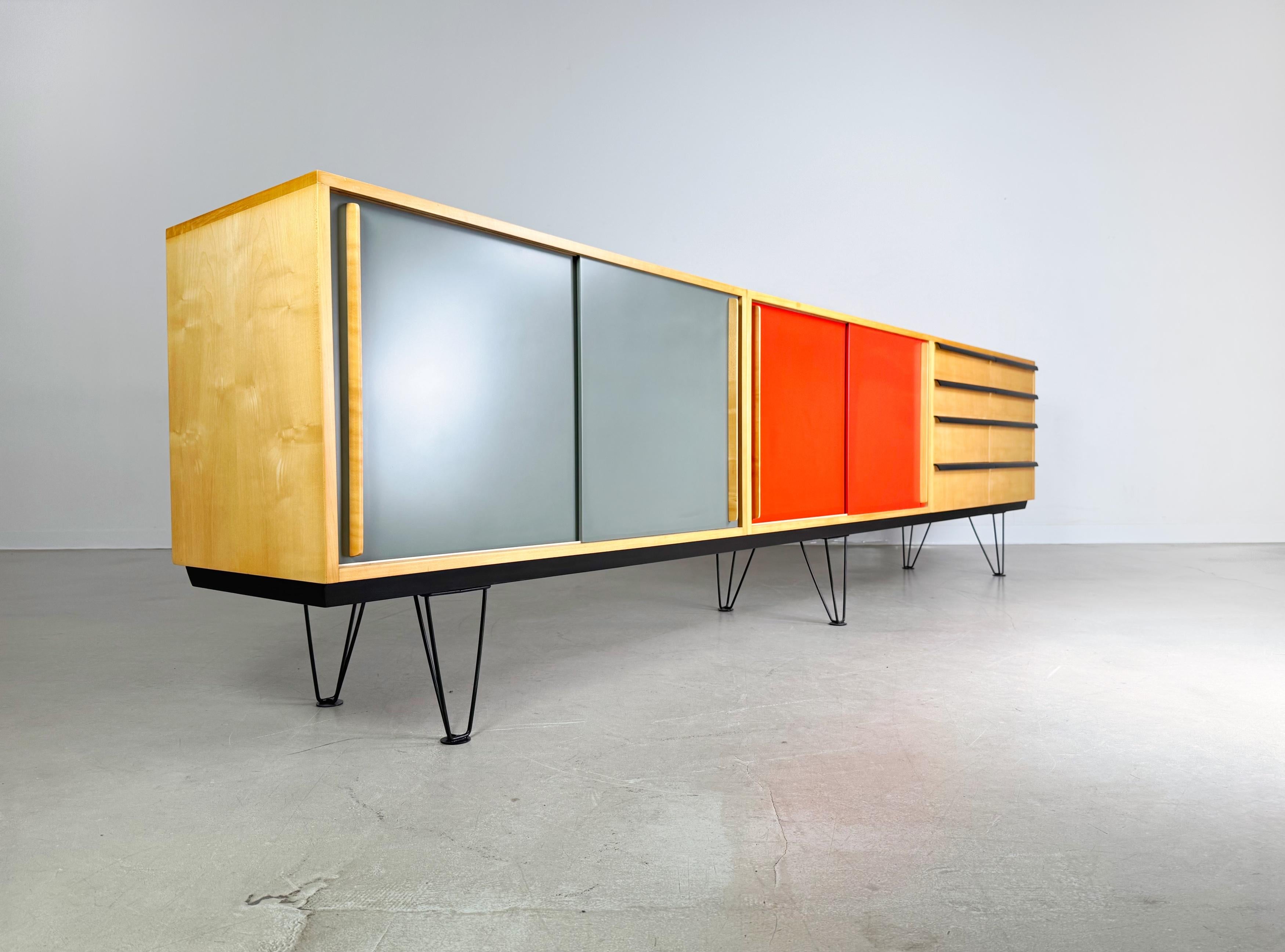 Original Alfred Altherr Sideboard Freba 330cm Schweiz 1950er Jahre im Angebot 9