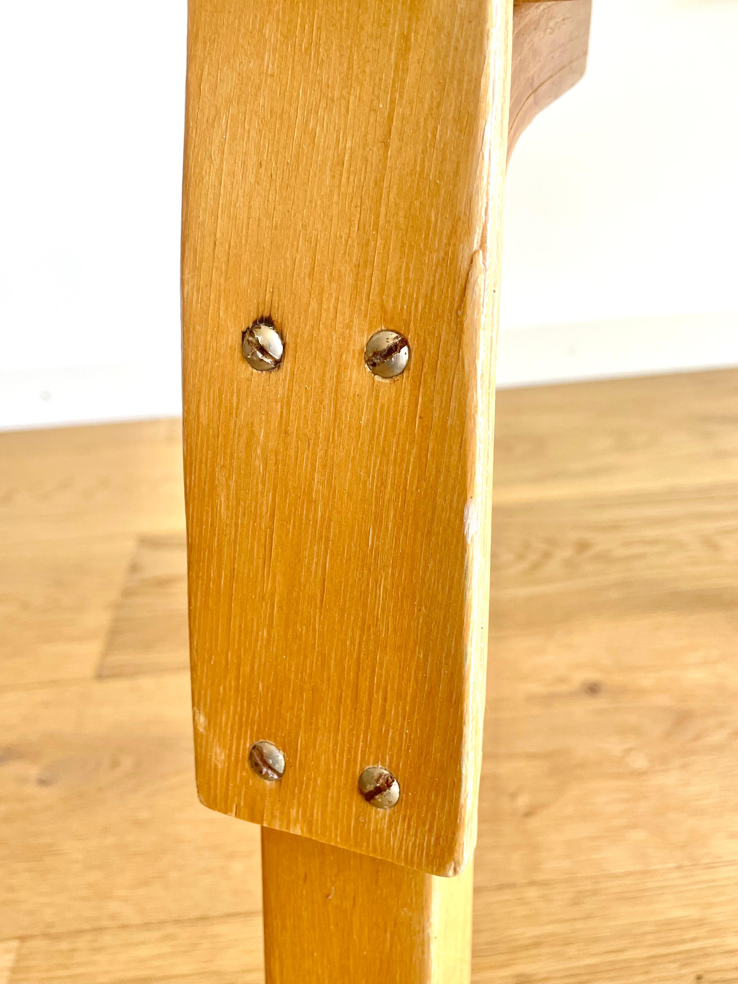 Sedia per bambini originale Alvar Aalto N65 della metà del XX secolo in legno di betulla in vendita 7