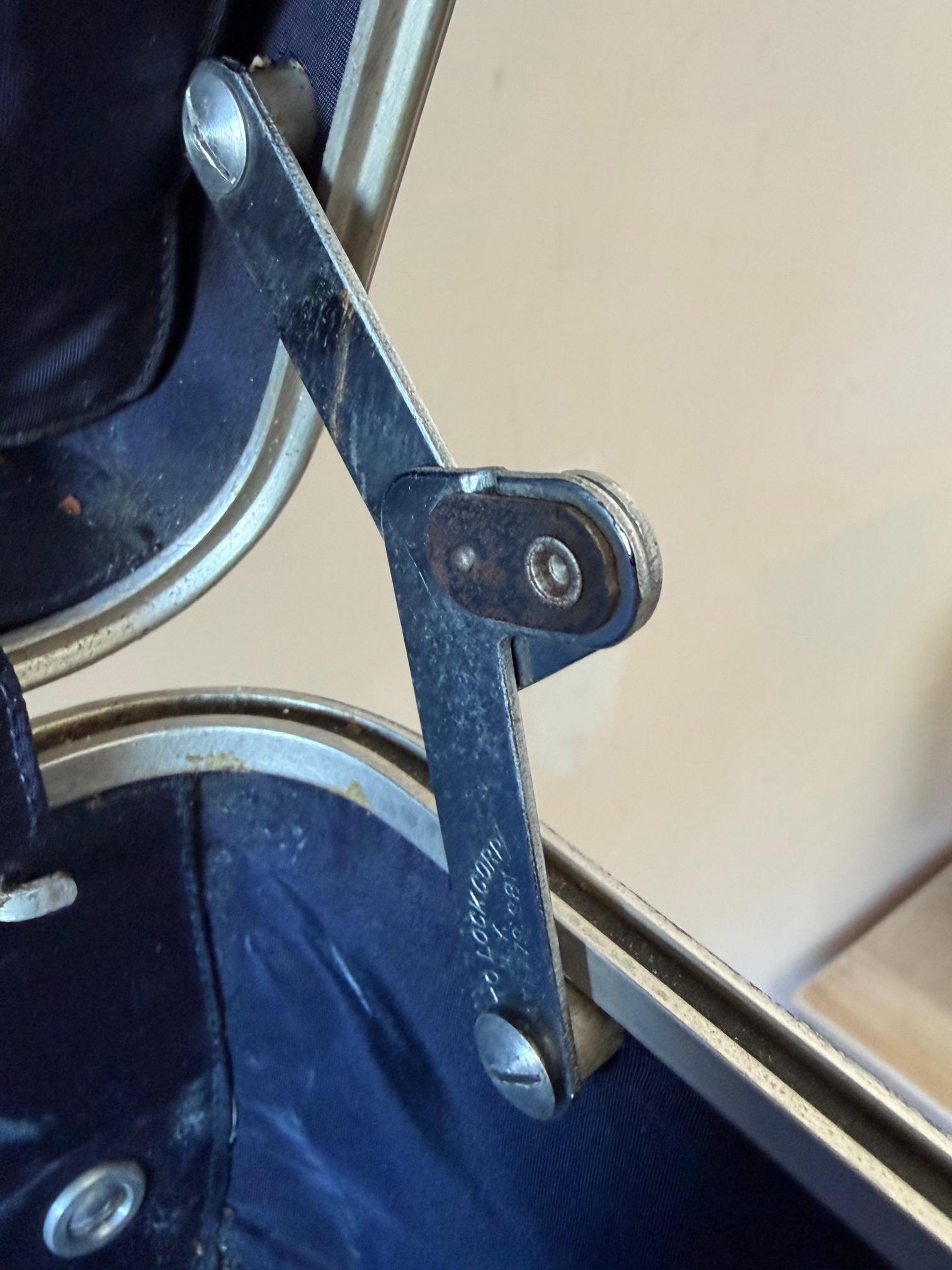 Valigia da viaggio in alluminio originale e precoce di Halliburton del 1940 ca. in vendita 11