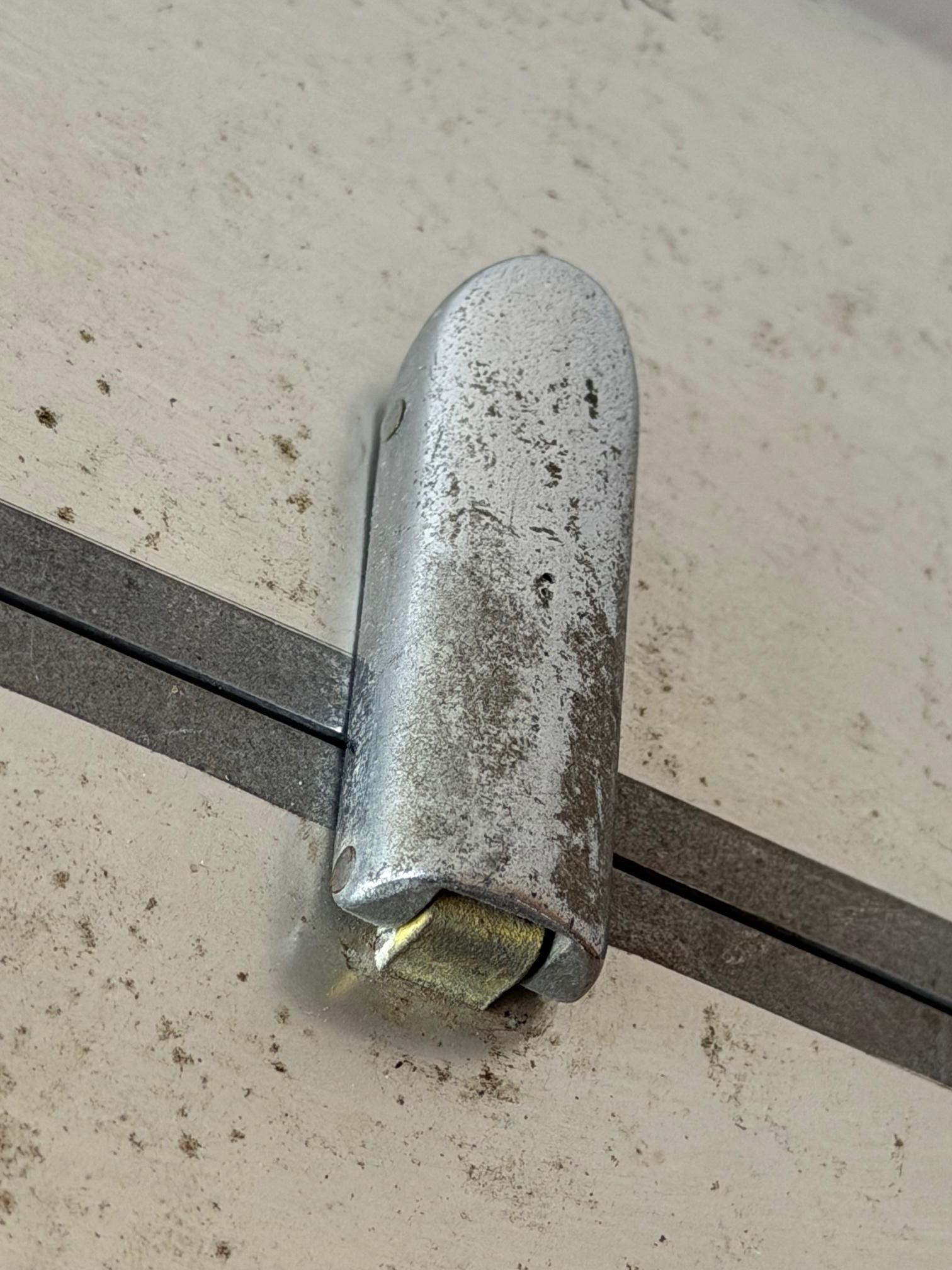 Americano Valigia da viaggio in alluminio originale e precoce di Halliburton del 1940 ca. in vendita