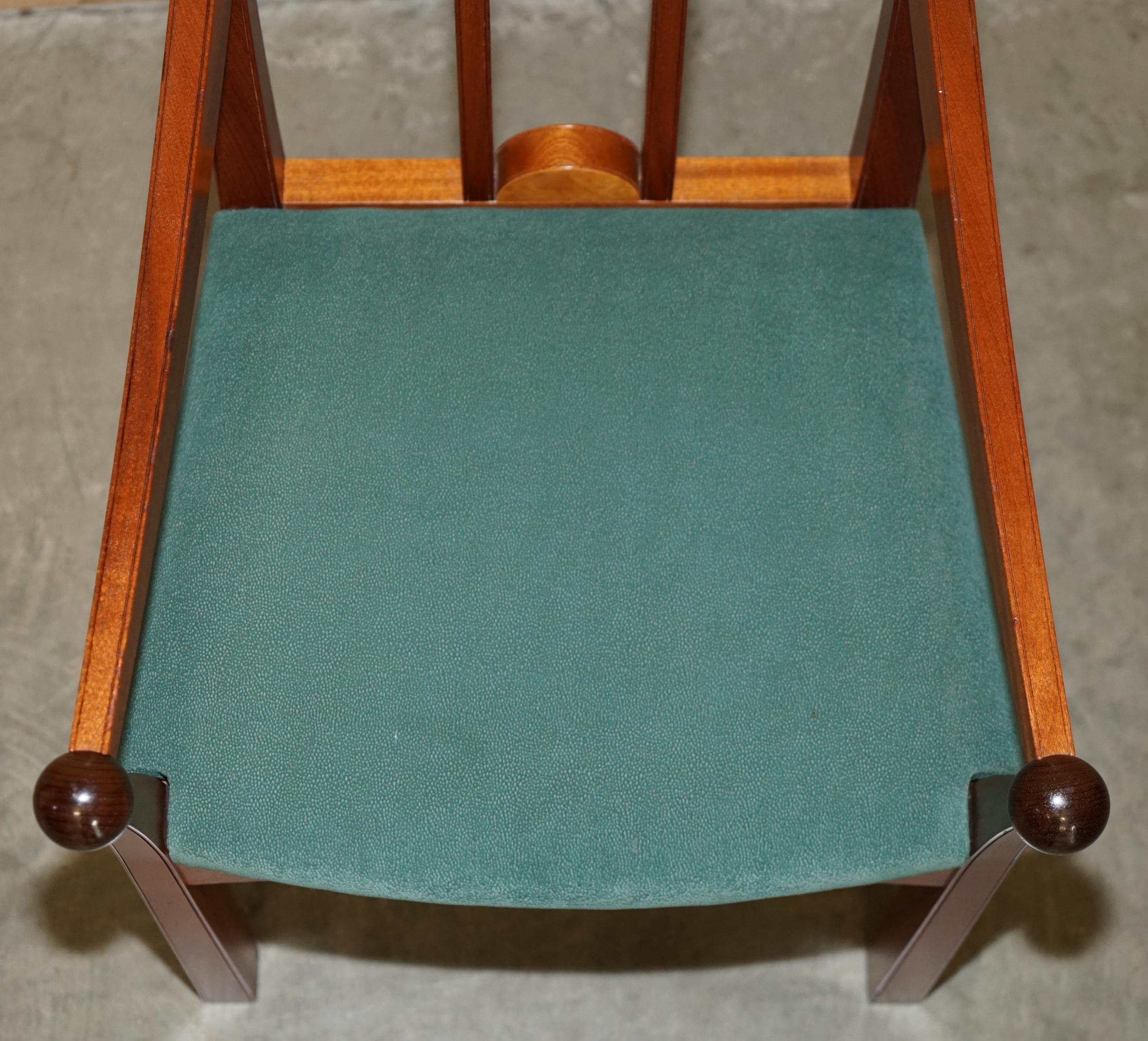 ORIGINAL ANDREW VARAH BURR WALNUT & AMBOYNA WOOD ROUND DiNING TABLE & CHAIRS SET For Sale 7
