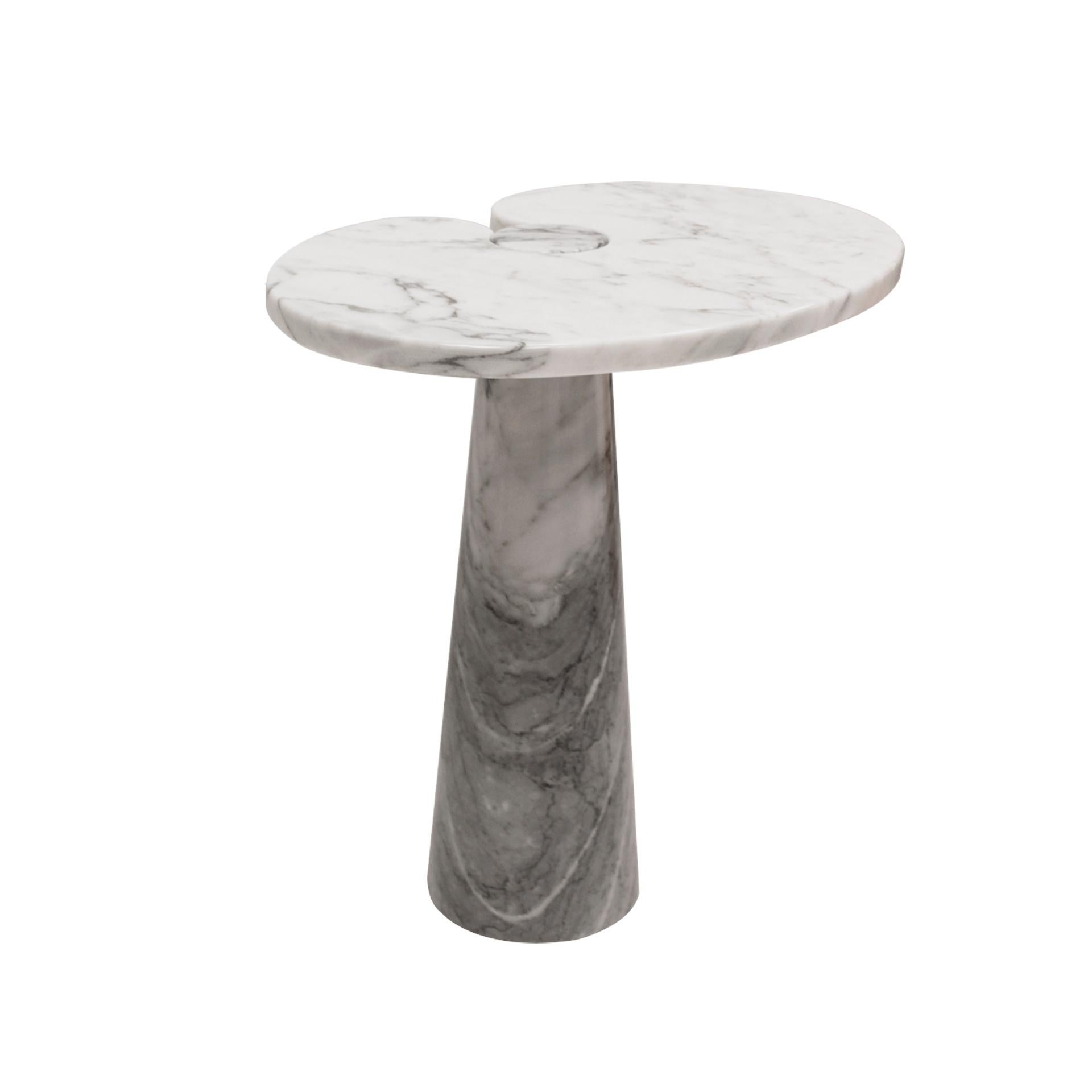 Angelo Mangiarotti Italienische Beistelltische aus Carrara-Marmor „Eros“ im Zustand „Gut“ im Angebot in Madrid, ES