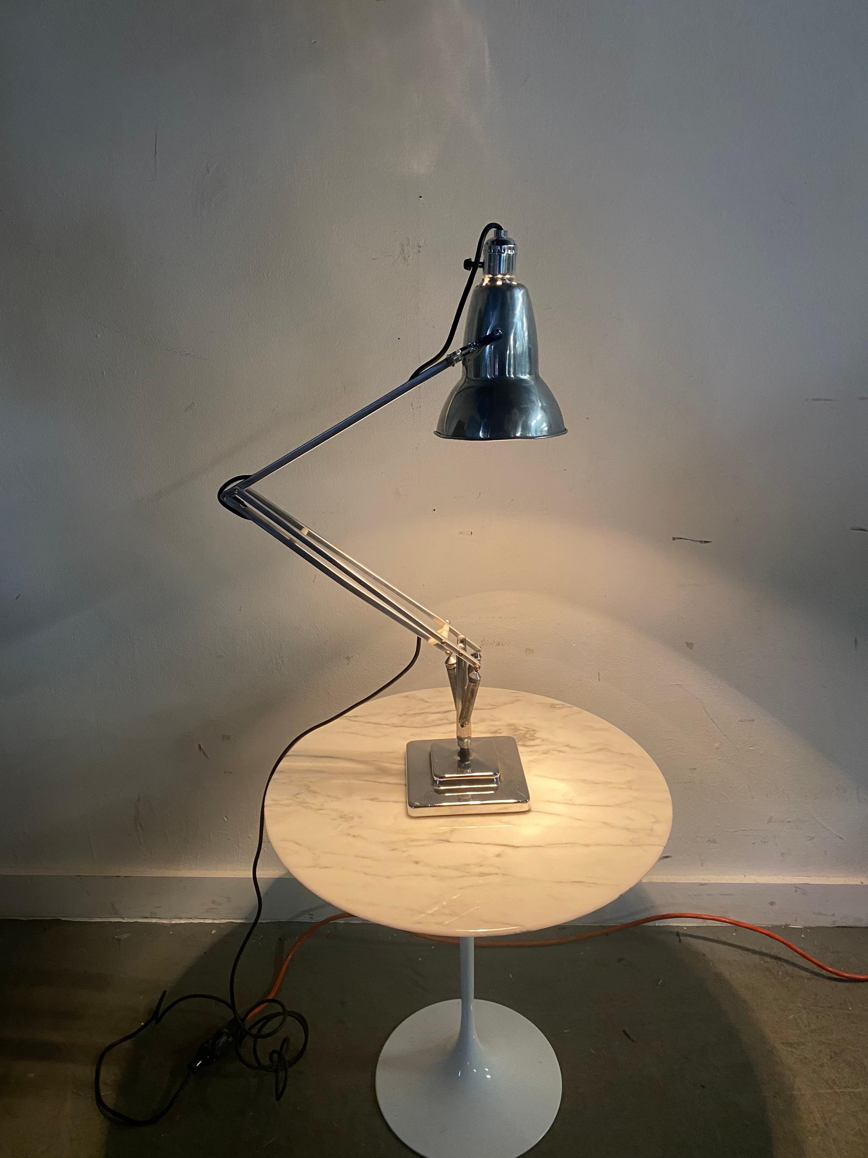 Art déco Original  Lampe de bureau Anglepoise, Herbert Terry et fils, Angleterre  en vente