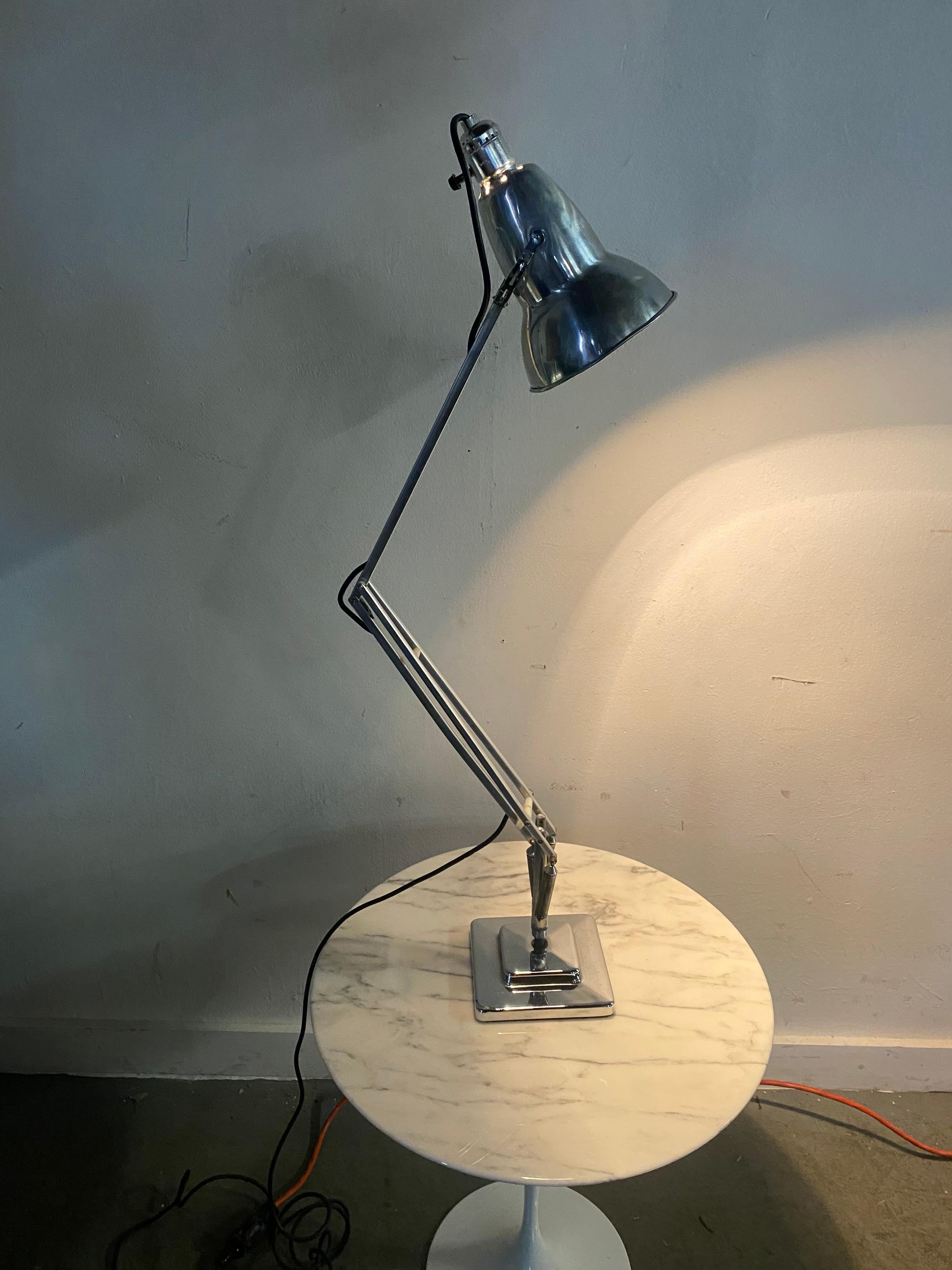 Fin du 20e siècle Original  Lampe de bureau Anglepoise, Herbert Terry et fils, Angleterre  en vente