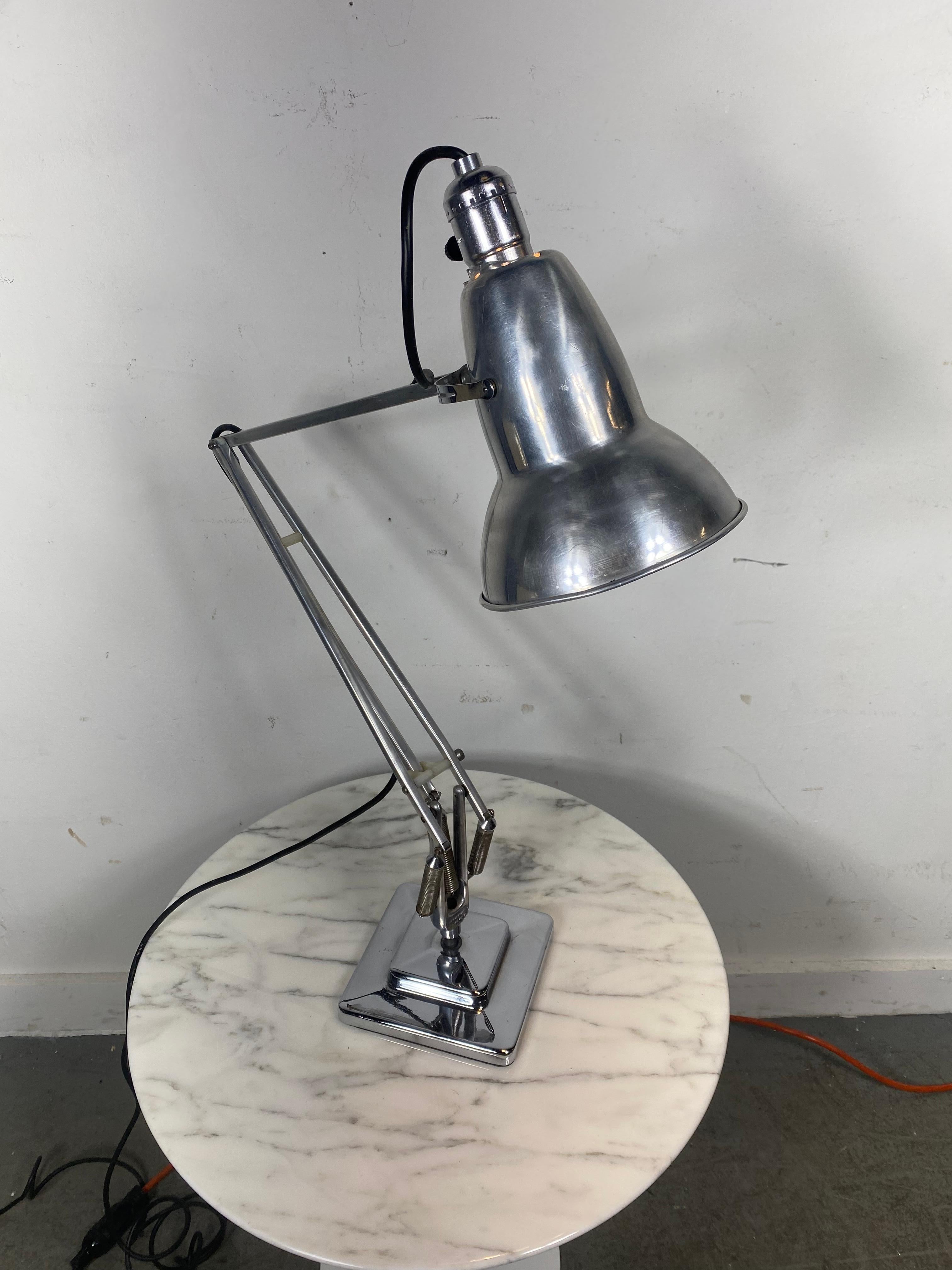 Original  Lampe de bureau Anglepoise, Herbert Terry et fils, Angleterre  en vente 1