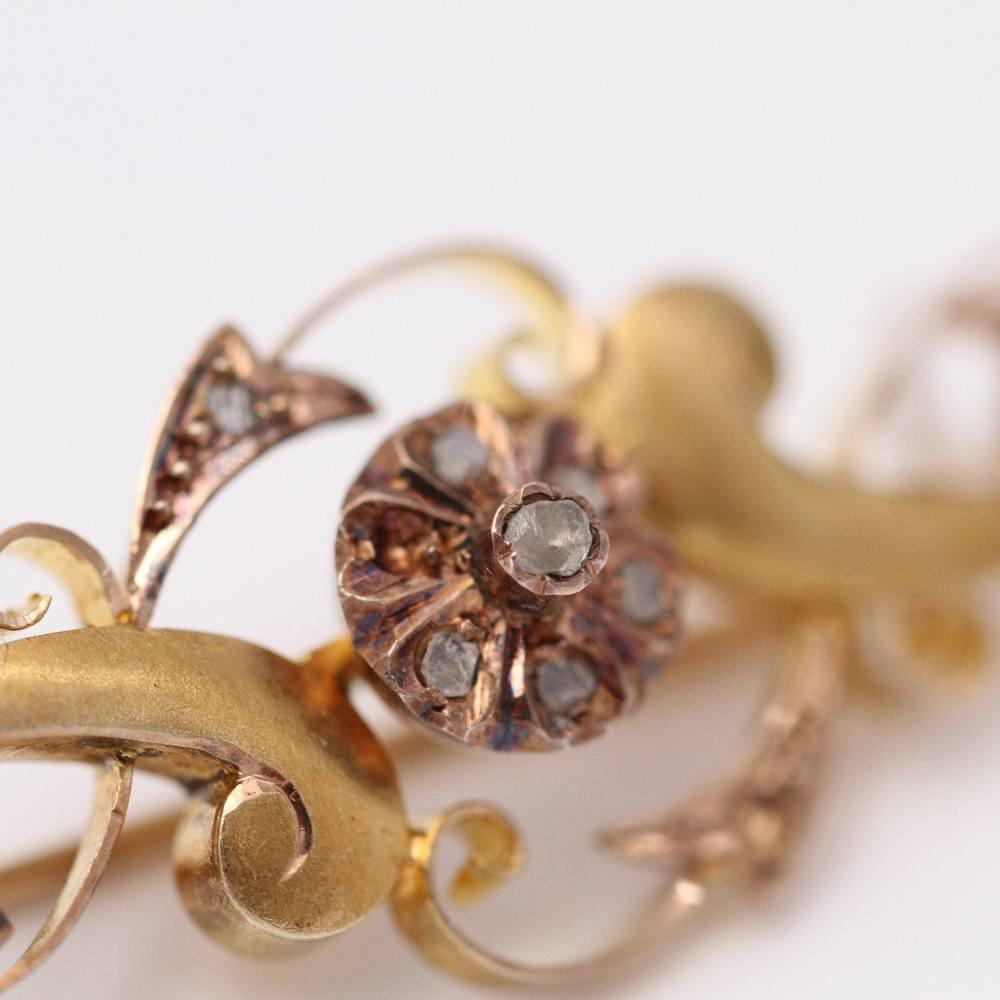 Original ANTIC Brooch in Gold with Diamonds In Excellent Condition For Sale In Barcelona, CT