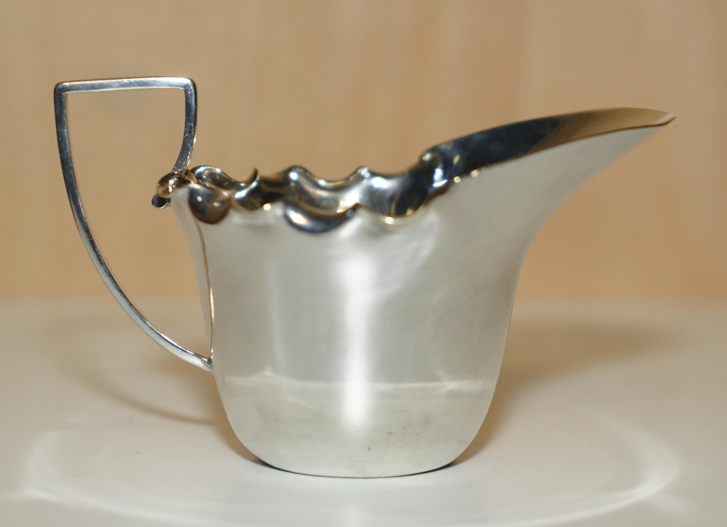 Women's or Men's ORiGINAL ANTIQUE 1882 - 1901 DANIEL & ARTER A1 SILVER PLATED CREAM OR MILK JUG For Sale