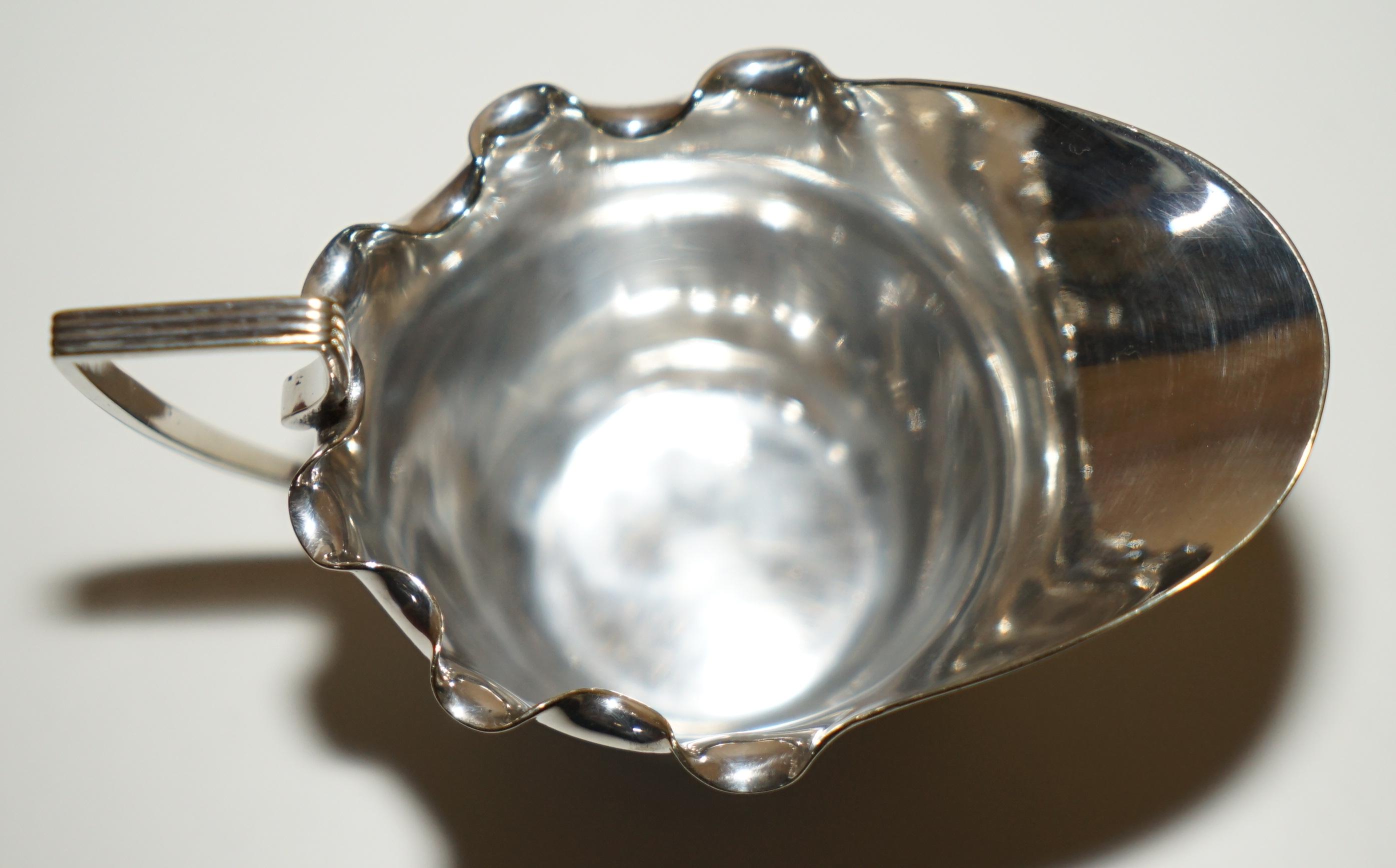ORiGINAL ANTIQUE 1882 - 1901 DANIEL & ARTER A1 SILVER PLATED CREAM OR MILK JUG For Sale 1