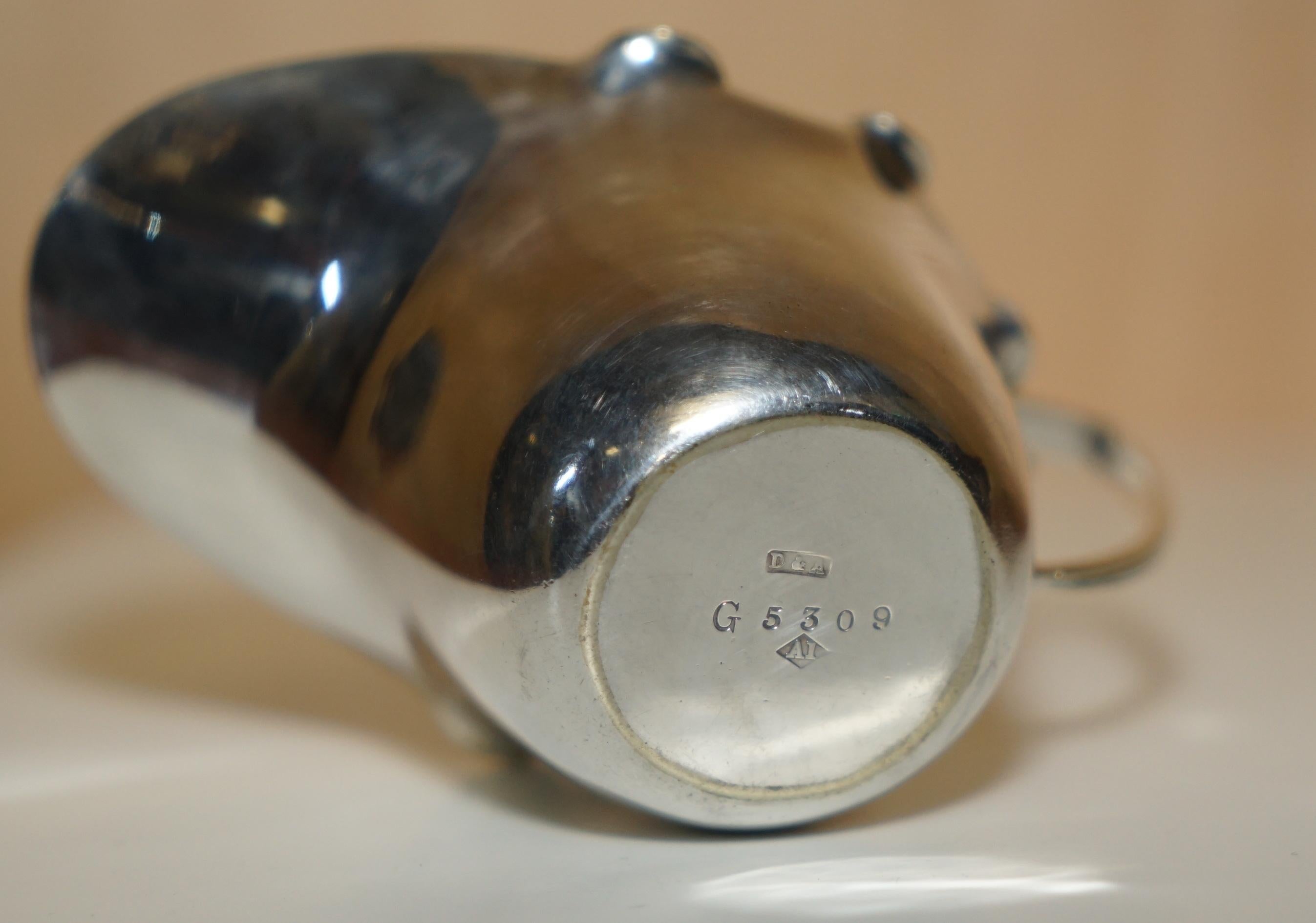 ORiGINAL ANTIQUE 1882 - 1901 DANIEL & ARTER A1 SILVER PLATED CREAM OR MILK JUG For Sale 2