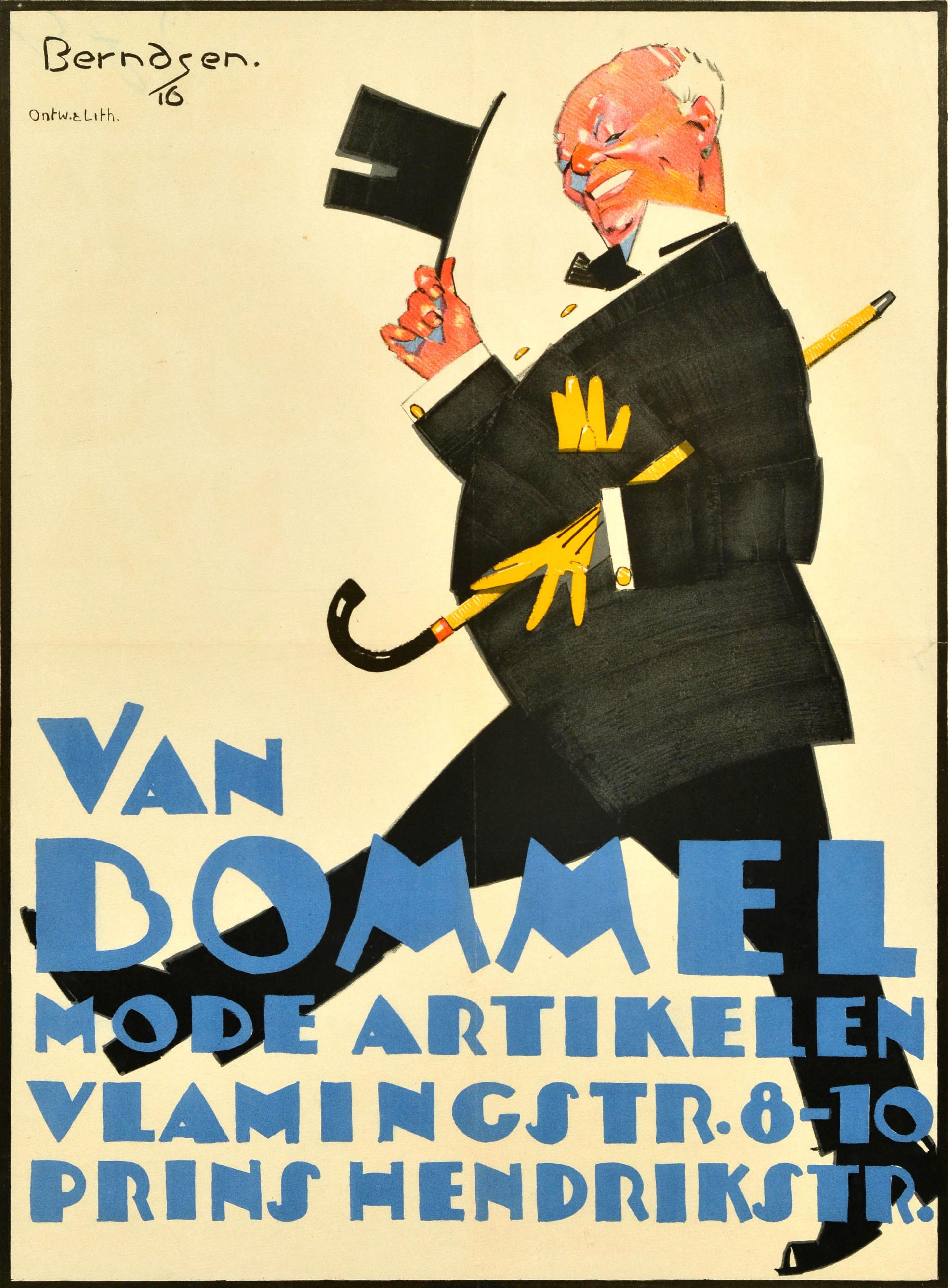 Originales antikes Werbeplakat für Van Bommel Mode Artikelen / Fashion Items mit einer großartigen Illustration von Johan T. Berndsen (1890-1932), die einen lächelnden Herrn in einem eleganten Anzug und Handschuhen zeigt, der seinen Hut zum Gruß an