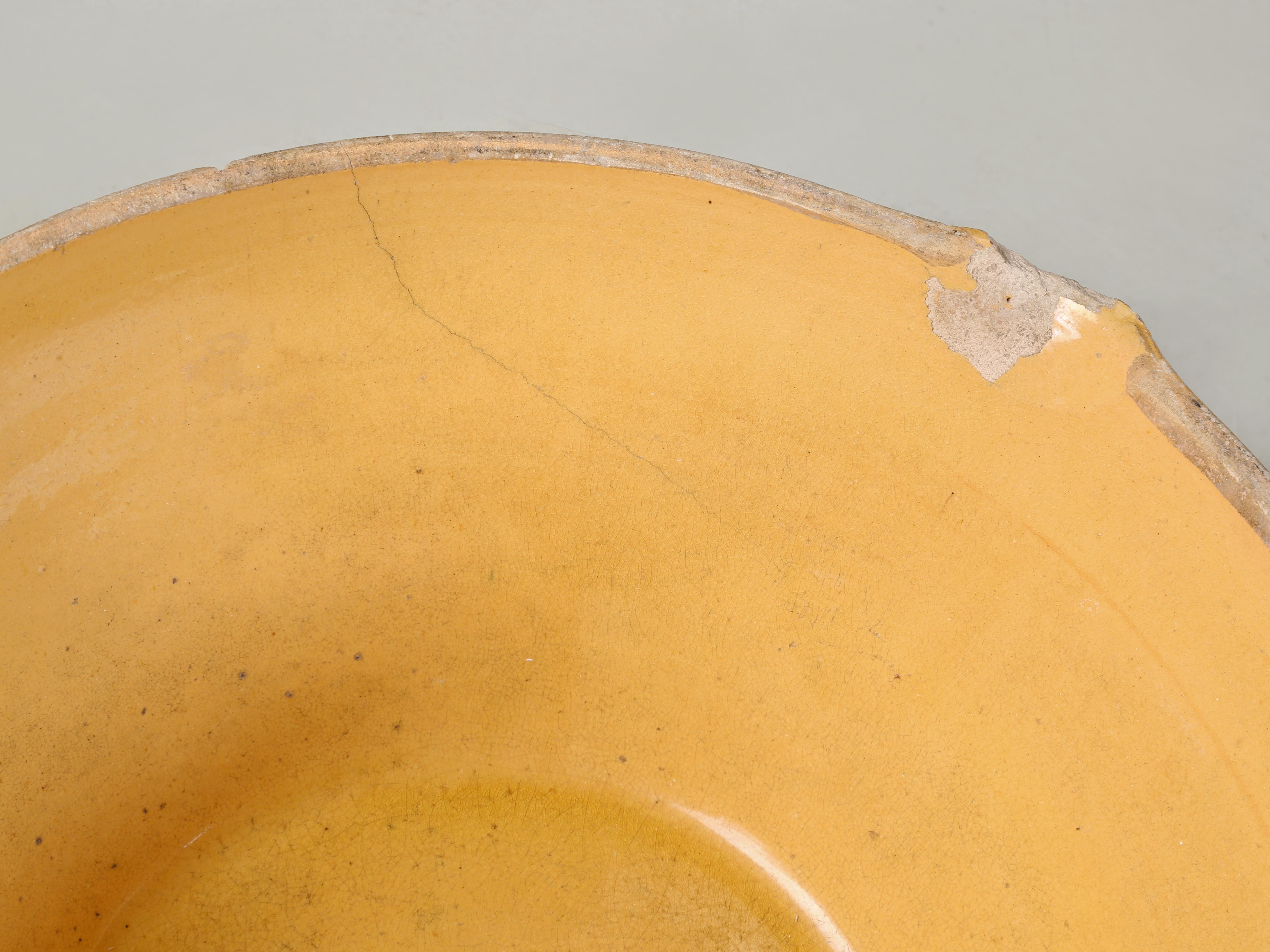 Antiguo cuenco original francés de terracota vidriada en venta 1