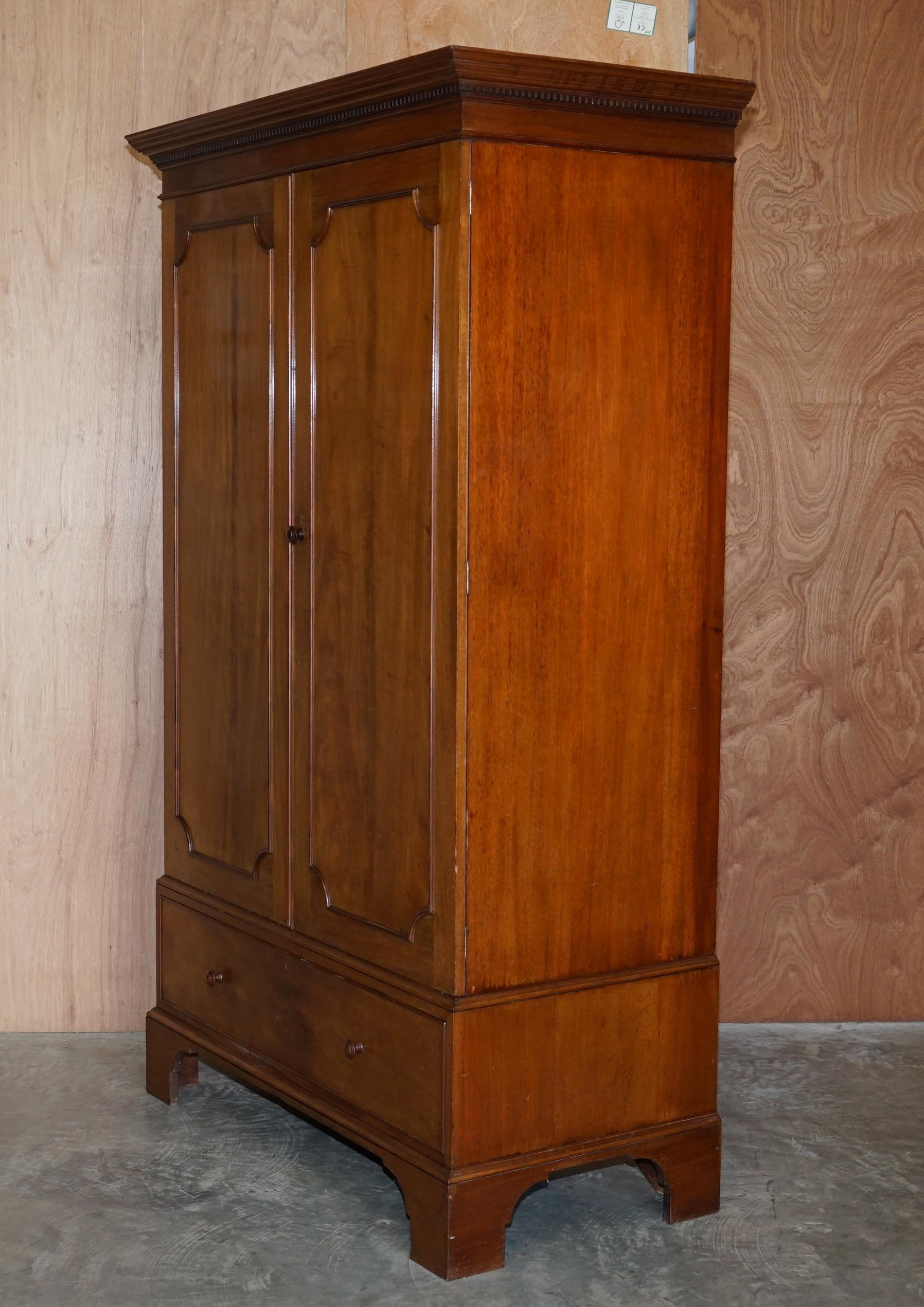 Original Antique Fully Stamped Howard & Son's Berners Street Hardwood Wardrobe For Sale 7