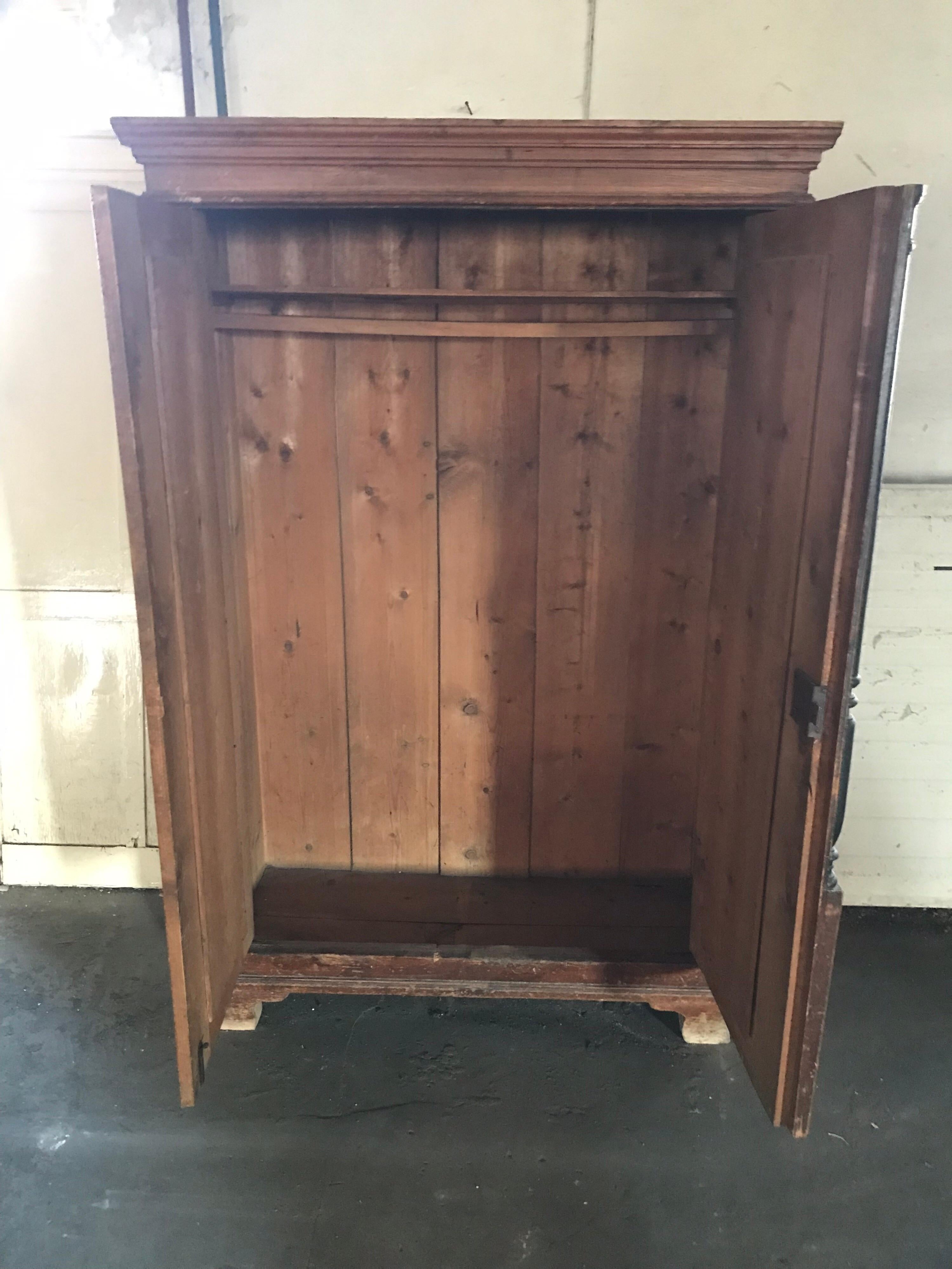 Original Antique Hungarian Pine Armoire, circa 1880s For Sale 2