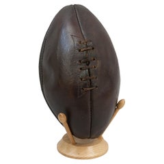 Ballon de rugby en cuir d'origine.