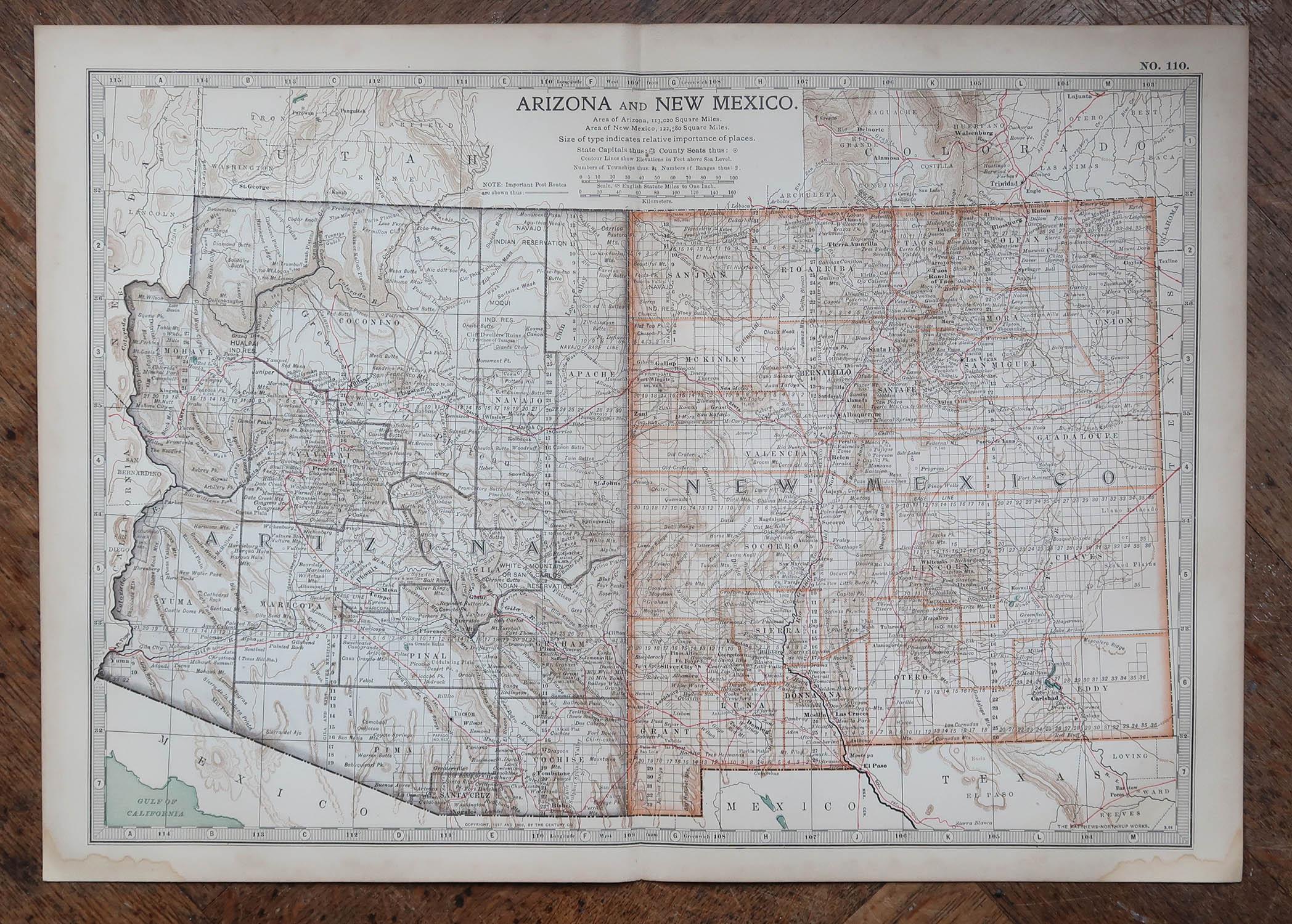 Carte ancienne de l'Arizona et du Nouveau-Mexique

Publié par A.I.C Black. 1903

Couleur originale

Bon état

Sans cadre.

Expédition gratuite








