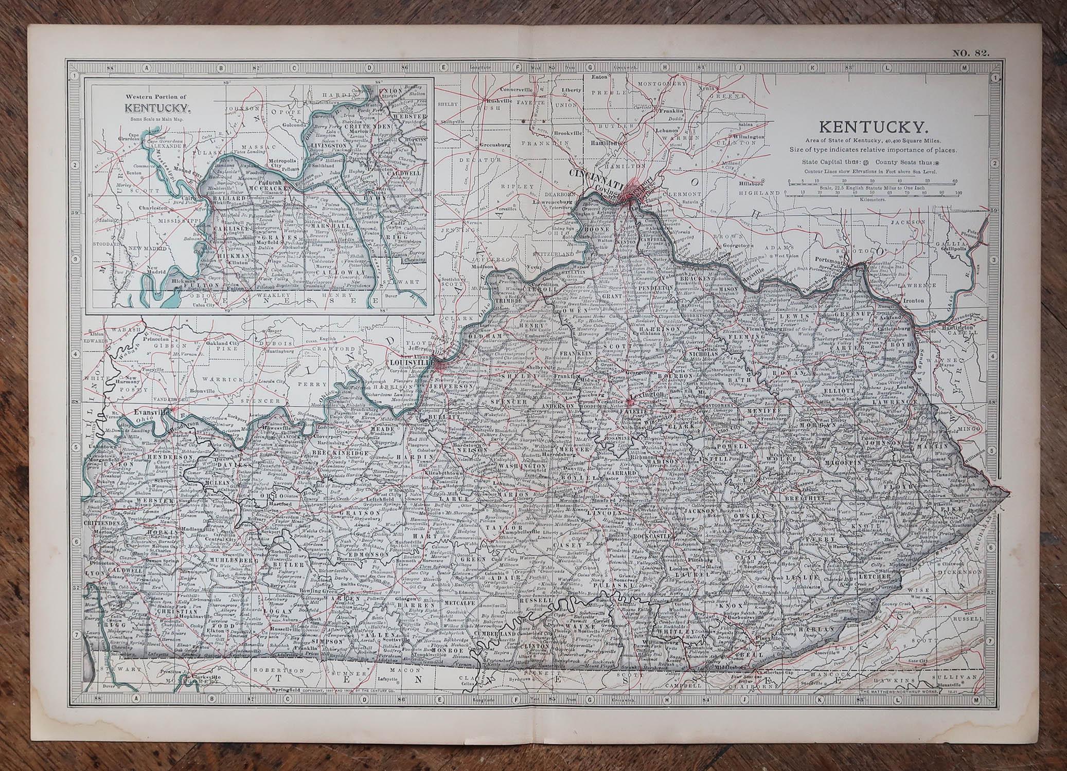Carte ancienne du Kentucky

Publié par A.I.C Black. 1903

Couleur originale

Bon état

Sans cadre.

Expédition gratuite








