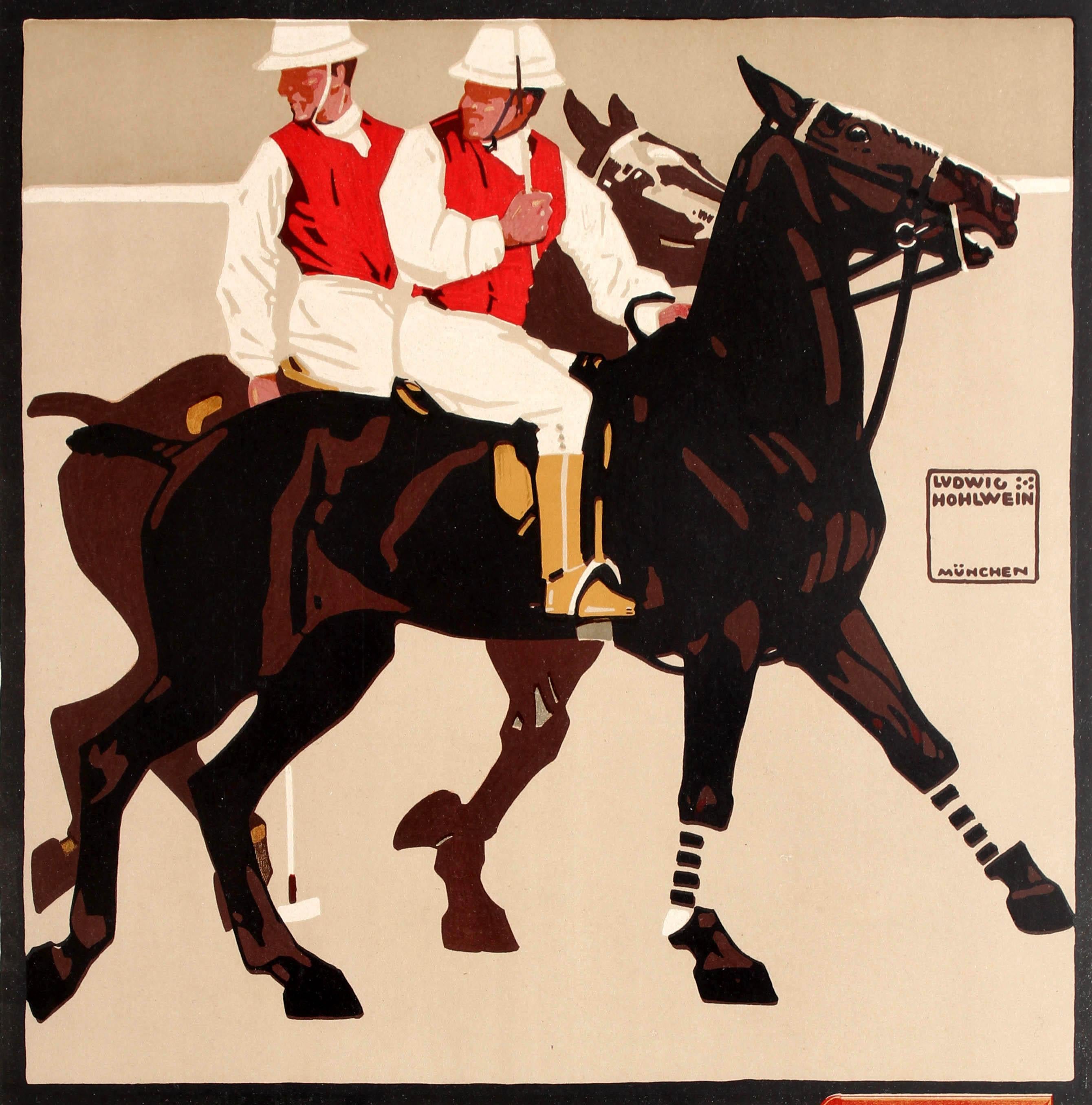 Affiche publicitaire ancienne originale pour Le livre d'or des sports ou Das Goldene Buch Des Sports par le célèbre graphiste allemand Ludwig Hohlwein (1874-1949) présentant une superbe image de deux joueurs de polo sur leurs chevaux avec le texte