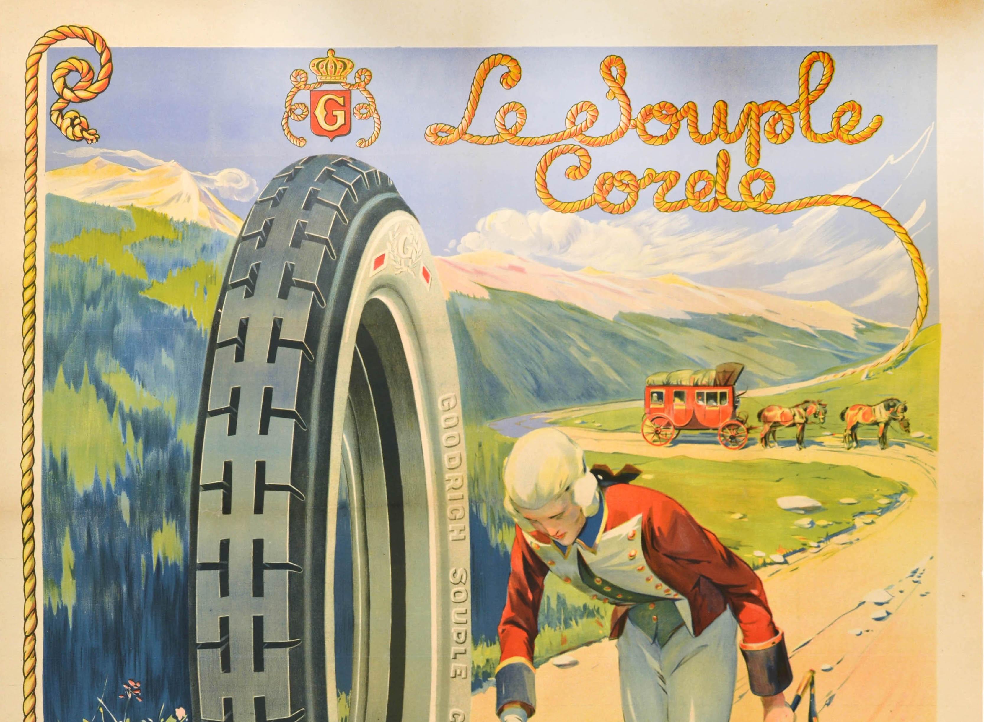 Antico manifesto pubblicitario originale per pneumatici La Souple Corde Goodrich Le Maitre de la Route/The Master of the Roads con una grande illustrazione che raffigura un cocchiere elegantemente vestito che indossa una parrucca e tiene in mano il