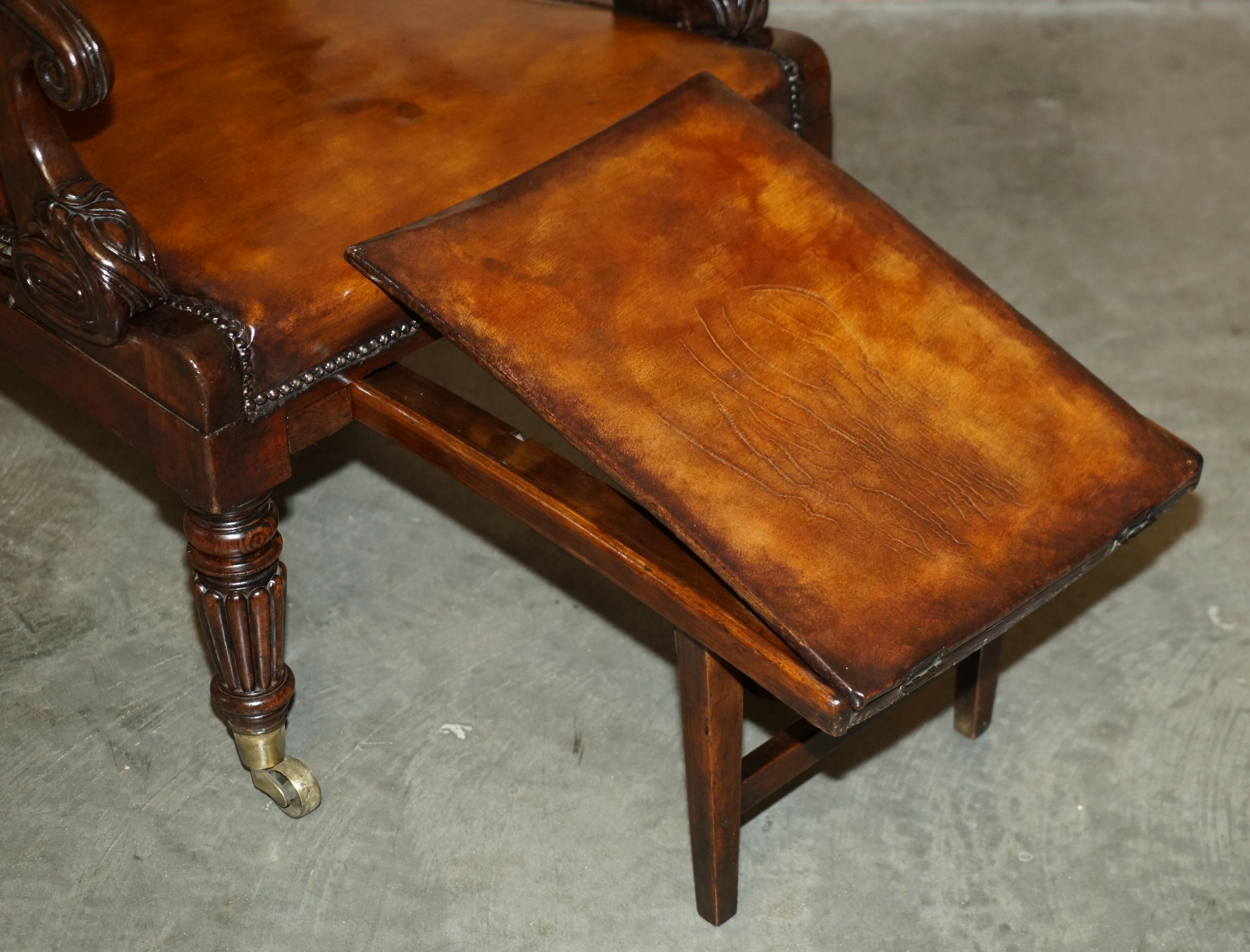 ORIGINAL ANTIQUE ROBERT DAWS HARDWOOD BROWN LEATHER RECLINiNG LIBRARY ARMCHAIR For Sale 7