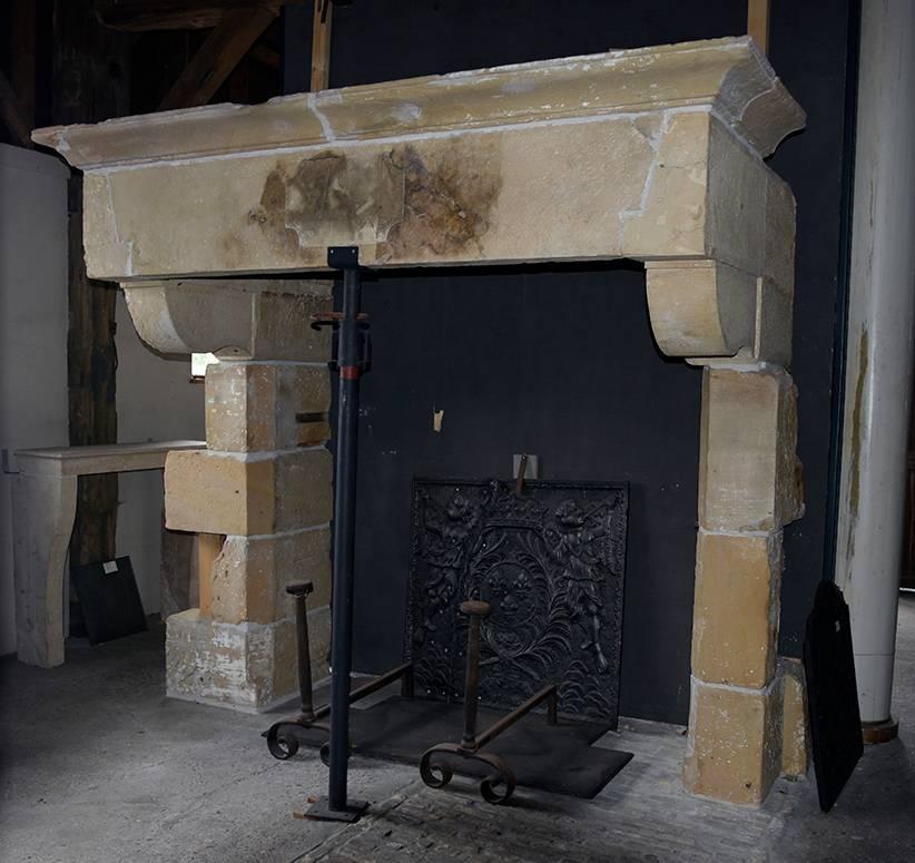 Original Antique Sandstone Castle Fireplace Mantel, 18th Century In Fair Condition For Sale In Udenhout, NL