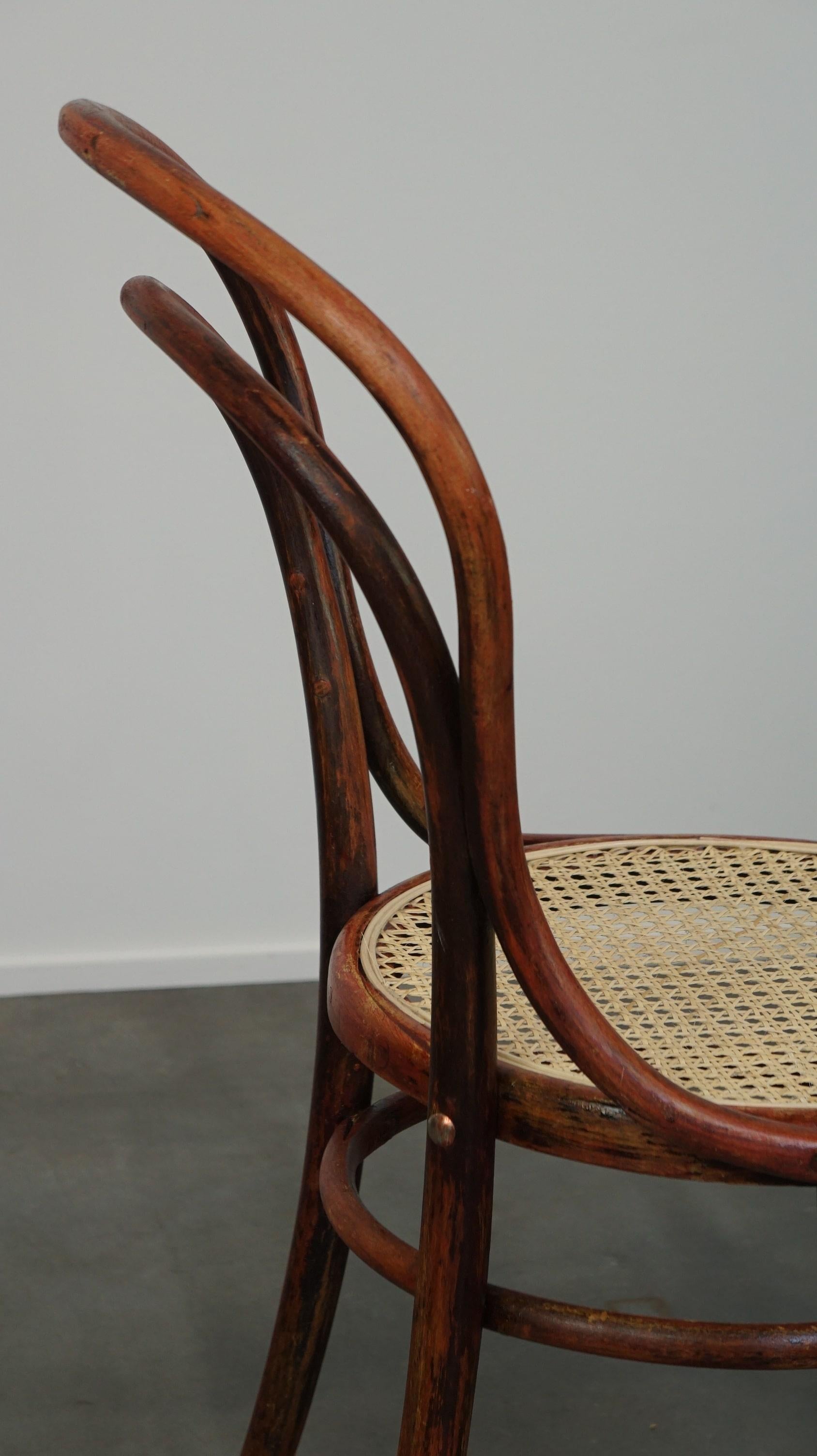 Original antique Thonet chair no. 14 with a beautiful patina and a new matte sea For Sale 7