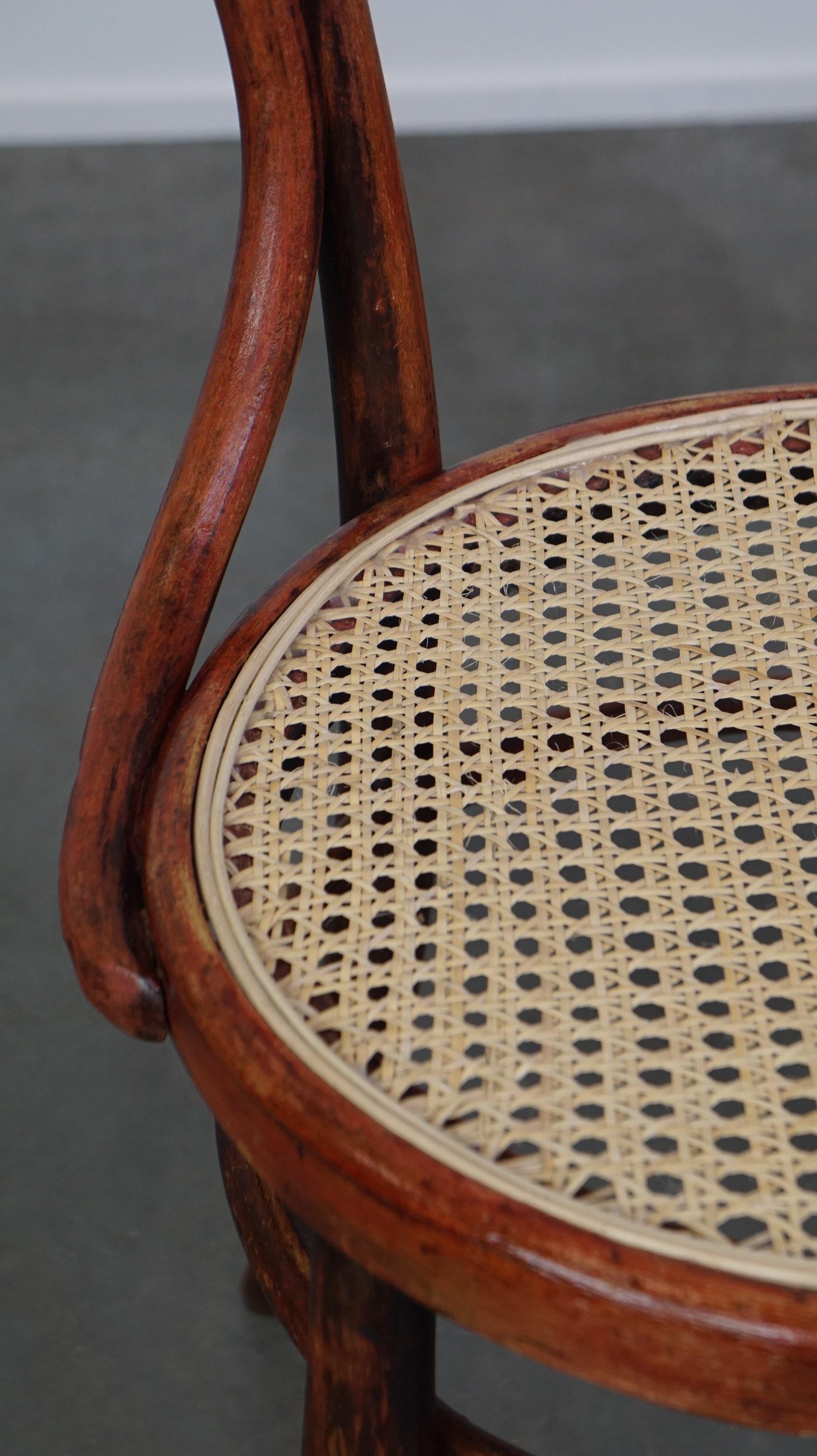 Original antique Thonet chair no. 14 with a beautiful patina and a new matte sea For Sale 8