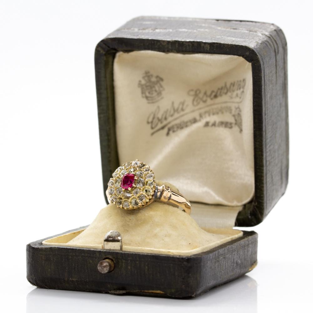 Original Antique Victorian 18 Karat Gold Old Mine Ruby Ring für Damen oder Herren im Angebot