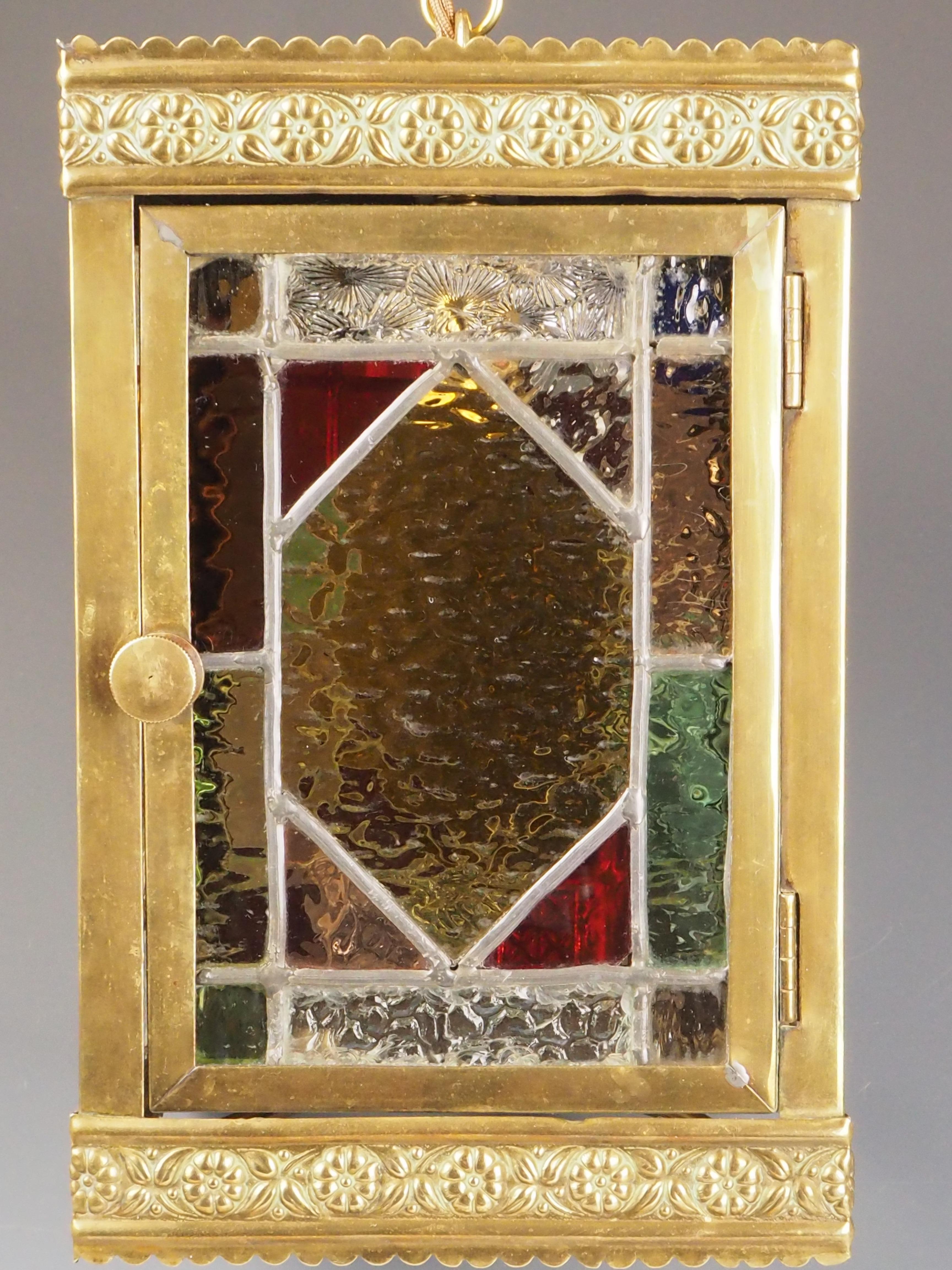 Antigua linterna de salón victoriana original de latón y Stained glass siglo XIX en venta