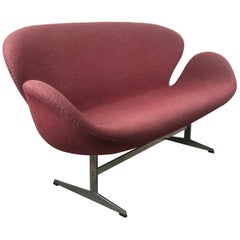 Original Arne Jacobsen Schwanensofa:: Fritz Hansen:: Dänemark:: 1970