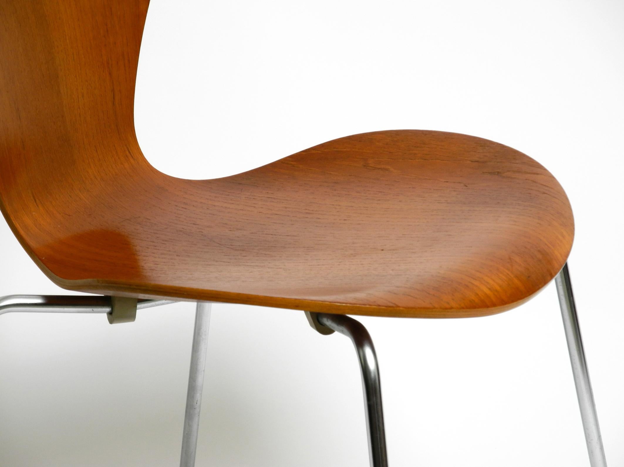 Original Arne Jacobsen Teak Chair from 1972 Mod. 3107 3