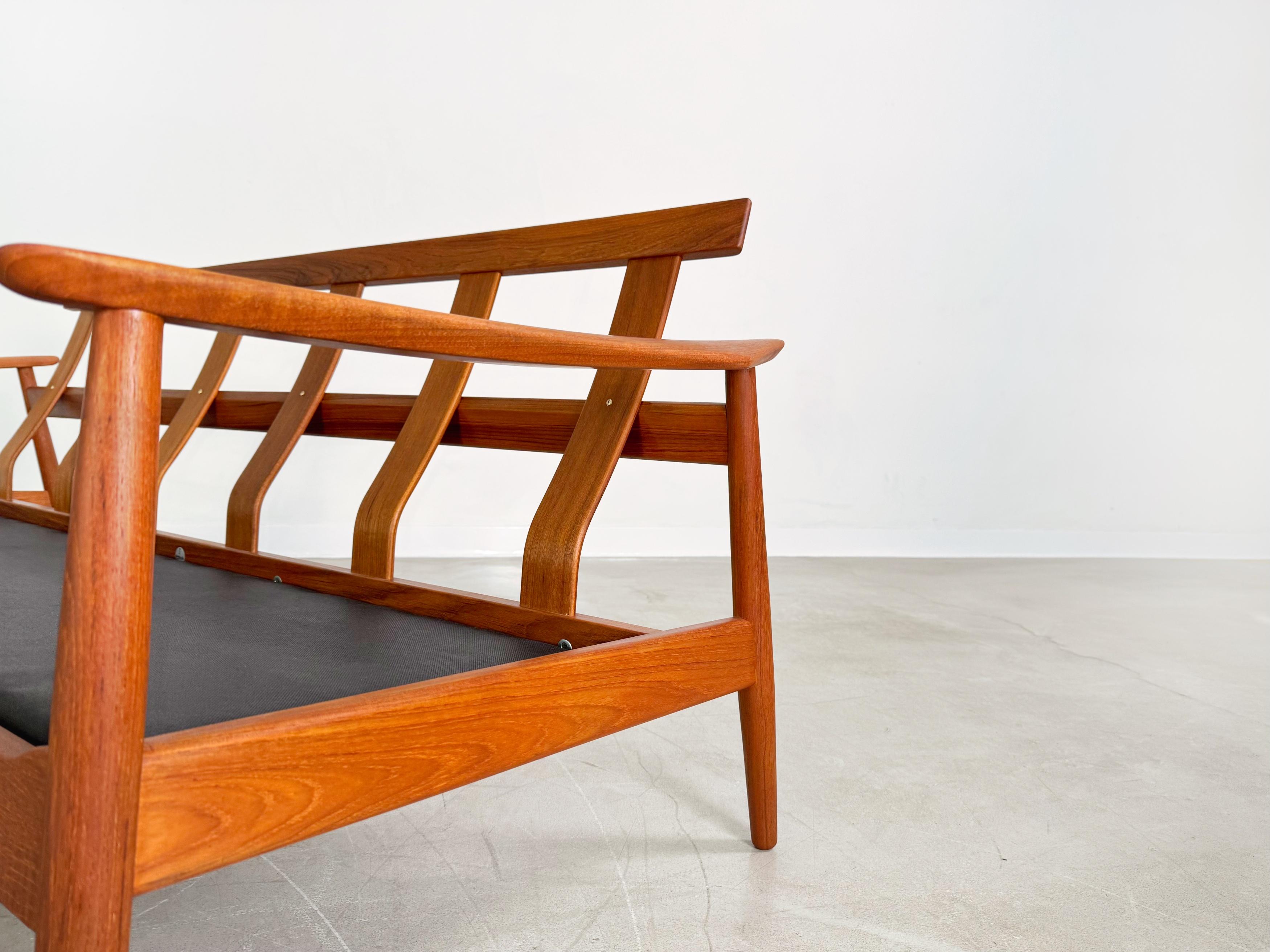 Original Arne Vodder Sofa Midcentury France & Søn Daverkosen Couch For Sale 4