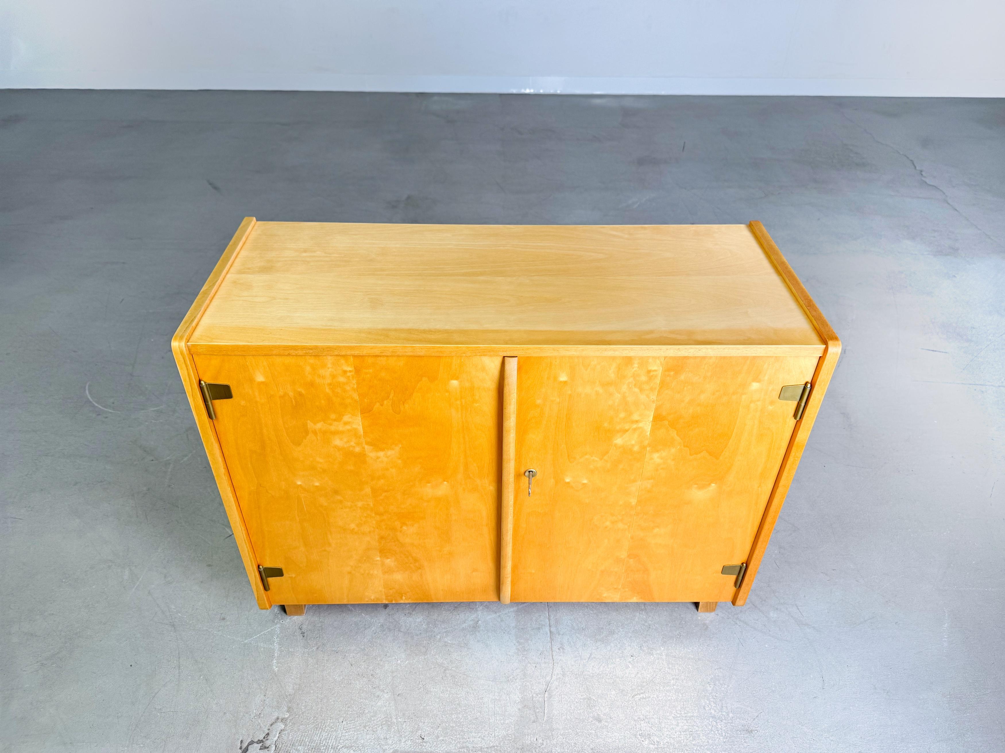 Tedesco Credenza originale Arno Lambrecht del Medioevo WK Möbel WKS8 in vendita