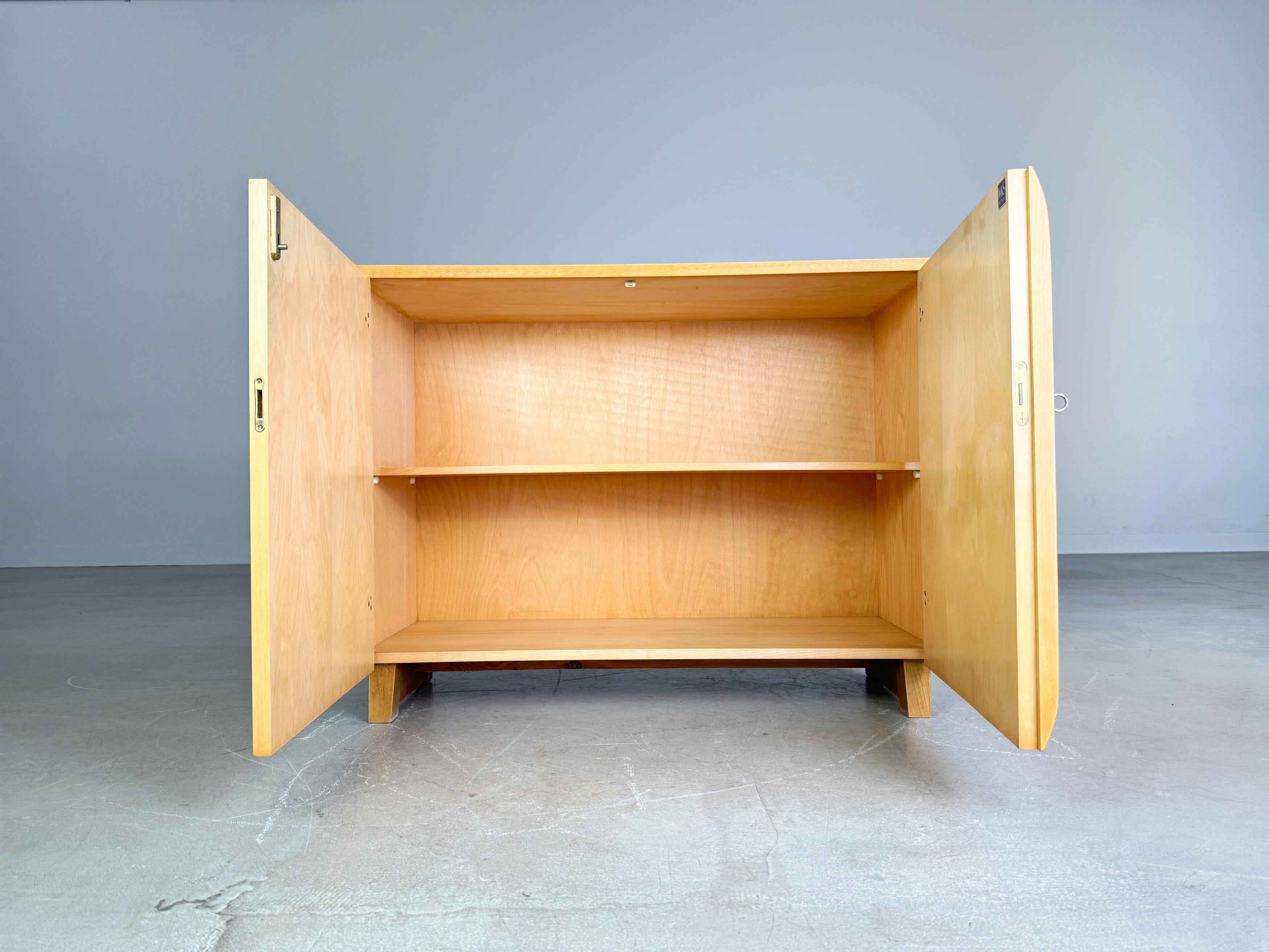 Credenza originale Arno Lambrecht del Medioevo WK Möbel WKS8 In condizioni buone in vendita a Berlin, DE