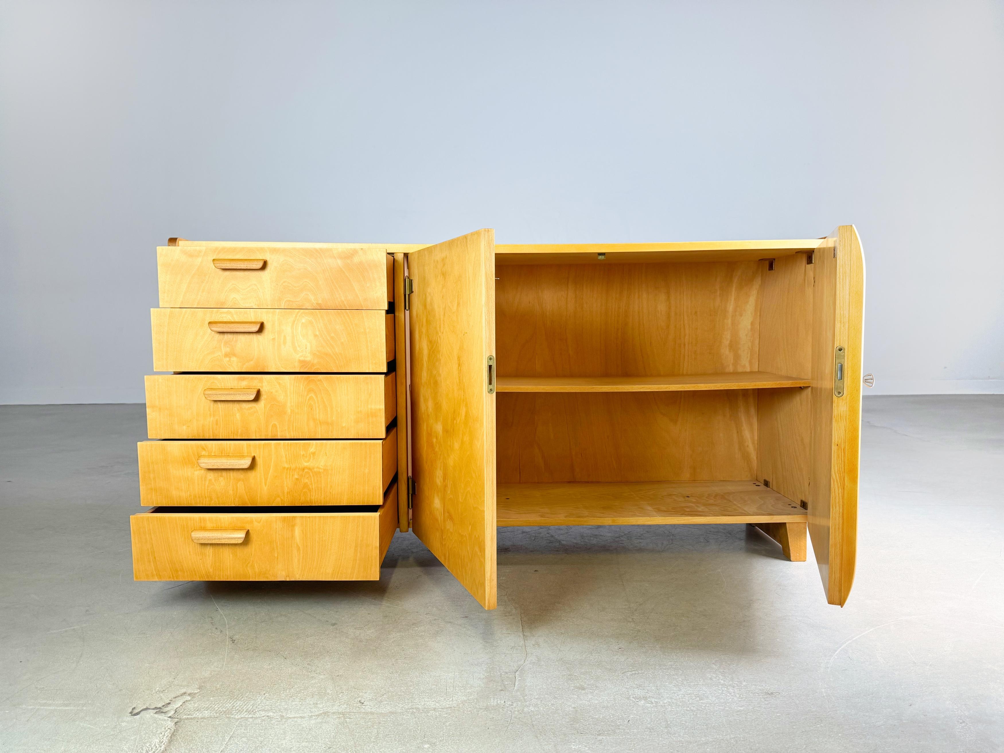 Original Arno Lambrecht Midcentury Sideboard WK Möbel WK S 8 In Good Condition For Sale In Berlin, DE