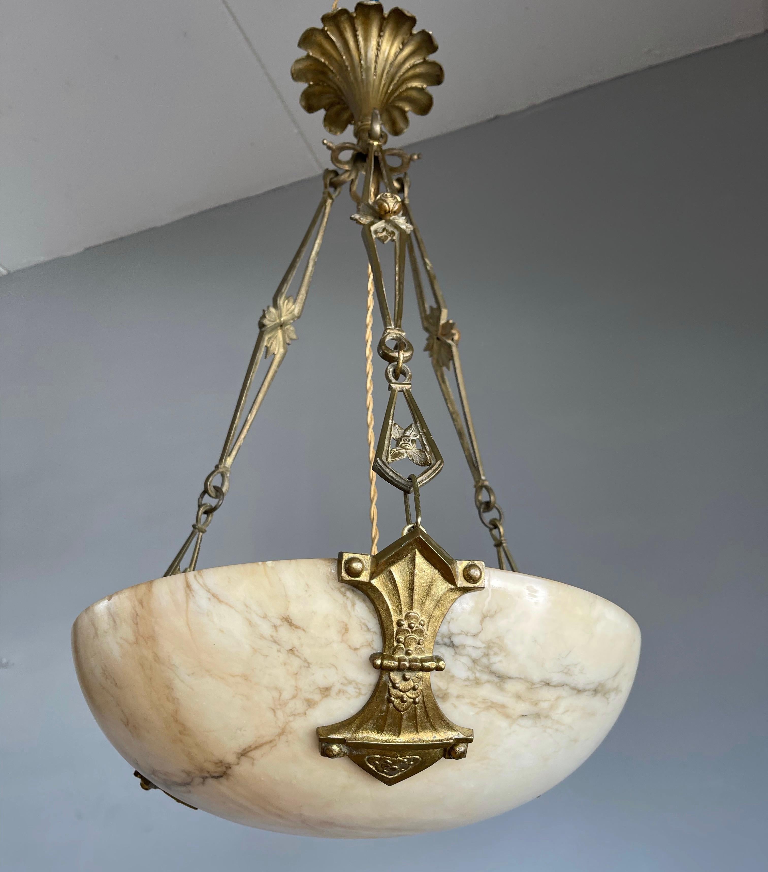 Hand-Carved Original Art Deco Alabaster Pendant Light & Stunning Gilt Bronze Chain & Canopy