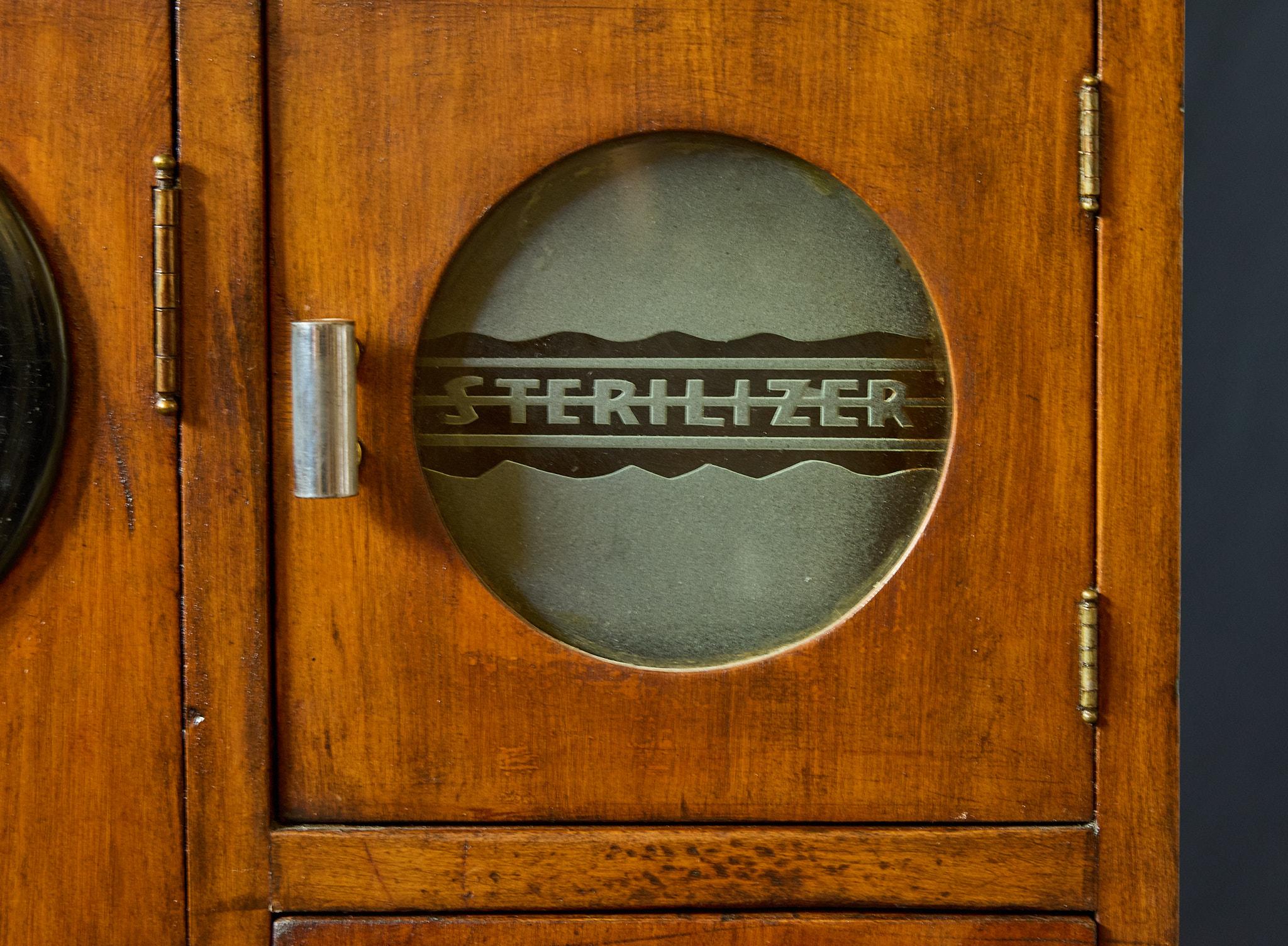 Original Art Deco Barber Station Cabinet, Circa 1930 For Sale 6