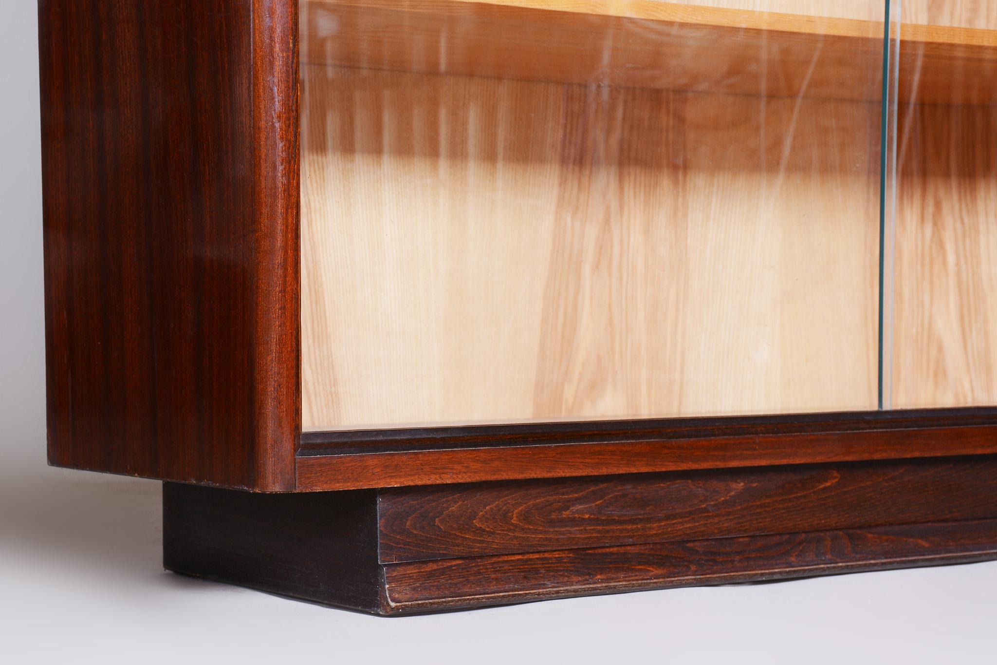 Bibliothèque originale Art Déco, frêne, acajou, polonais ravivé, tchèque. 1940s en vente 3