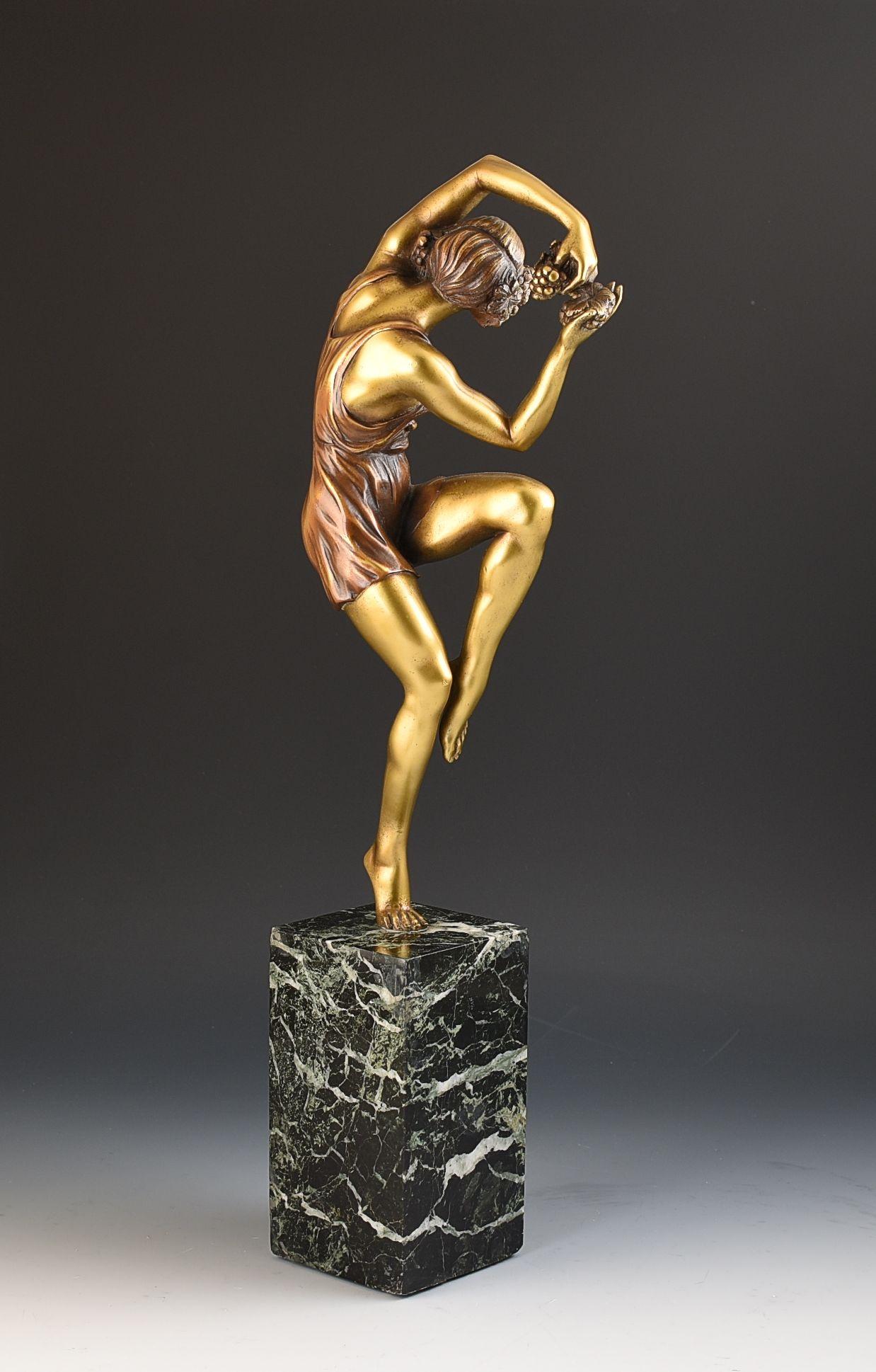 Sculpture Art déco originale - DANCIERRE LE FAGUAYS, PIERRE LE FAGUAYS, vers 1925 Bon état - En vente à Stourbridge, GB