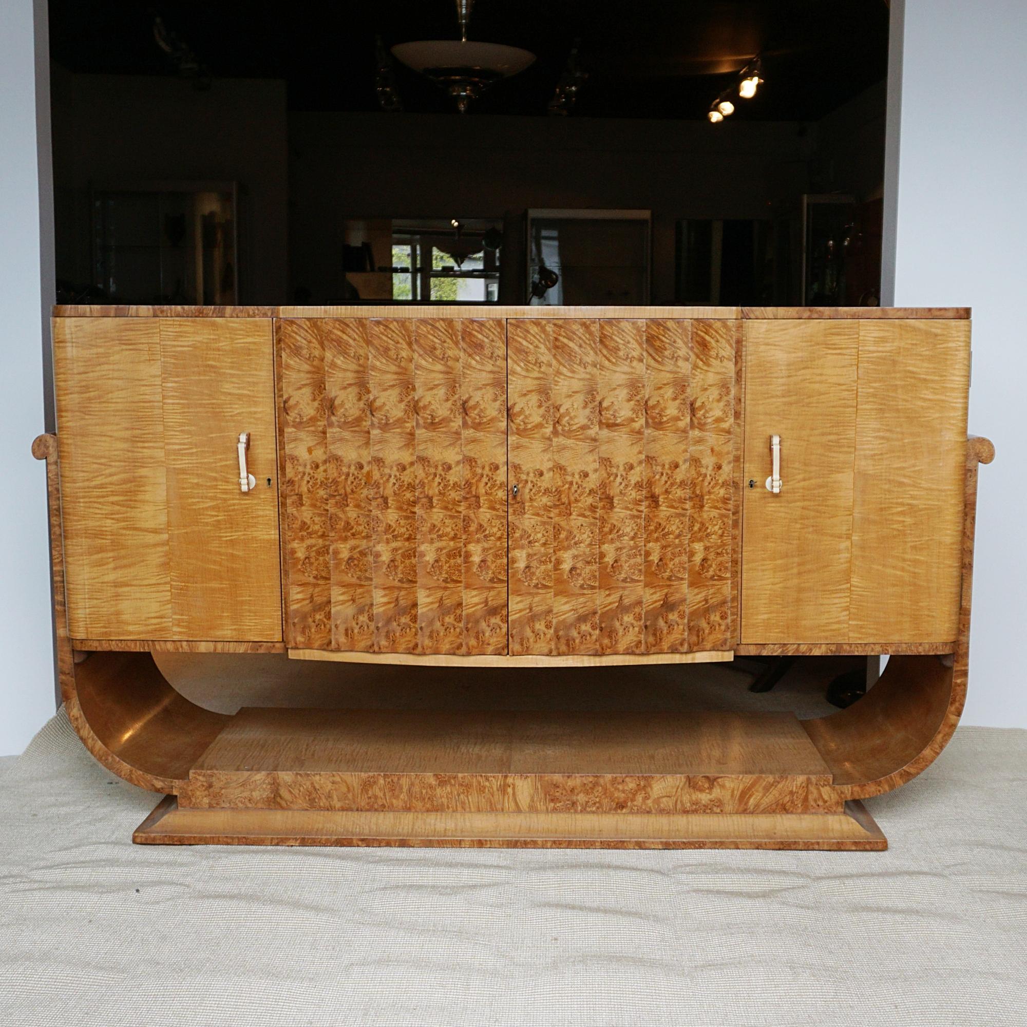 Original Art Deco Burr Walnut and Satin Birch Sideboard  In Excellent Condition For Sale In Forest Row, East Sussex