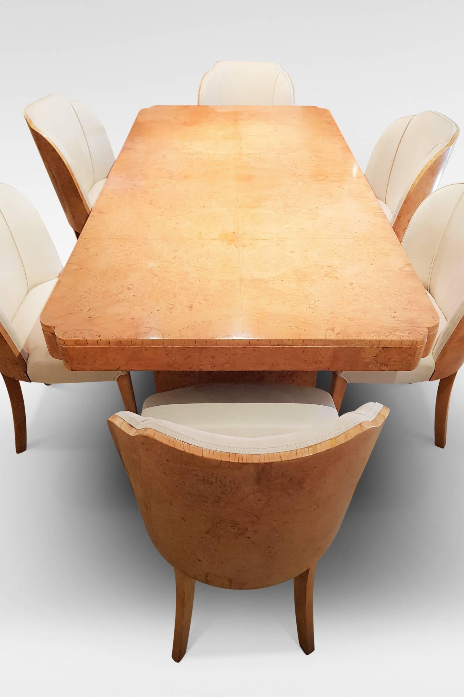 Veneer Original Art Deco Cloud Dining Table and Chairs by Epstein in Maple For Sale