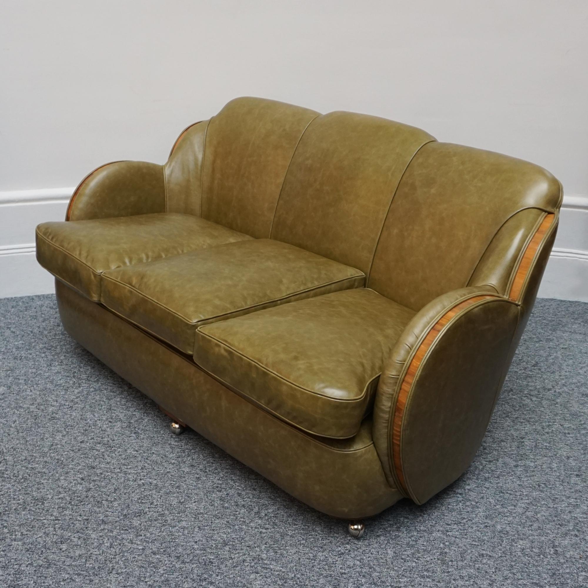 Original Art Deco 'Cloud' Sofa by Harry & Lou Epstein  For Sale 4