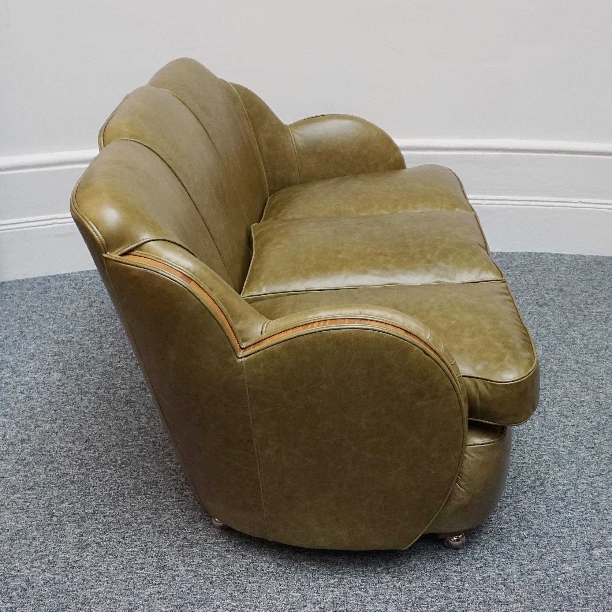 Original Art Deco 'Cloud' Sofa by Harry & Lou Epstein  In Excellent Condition For Sale In Forest Row, East Sussex