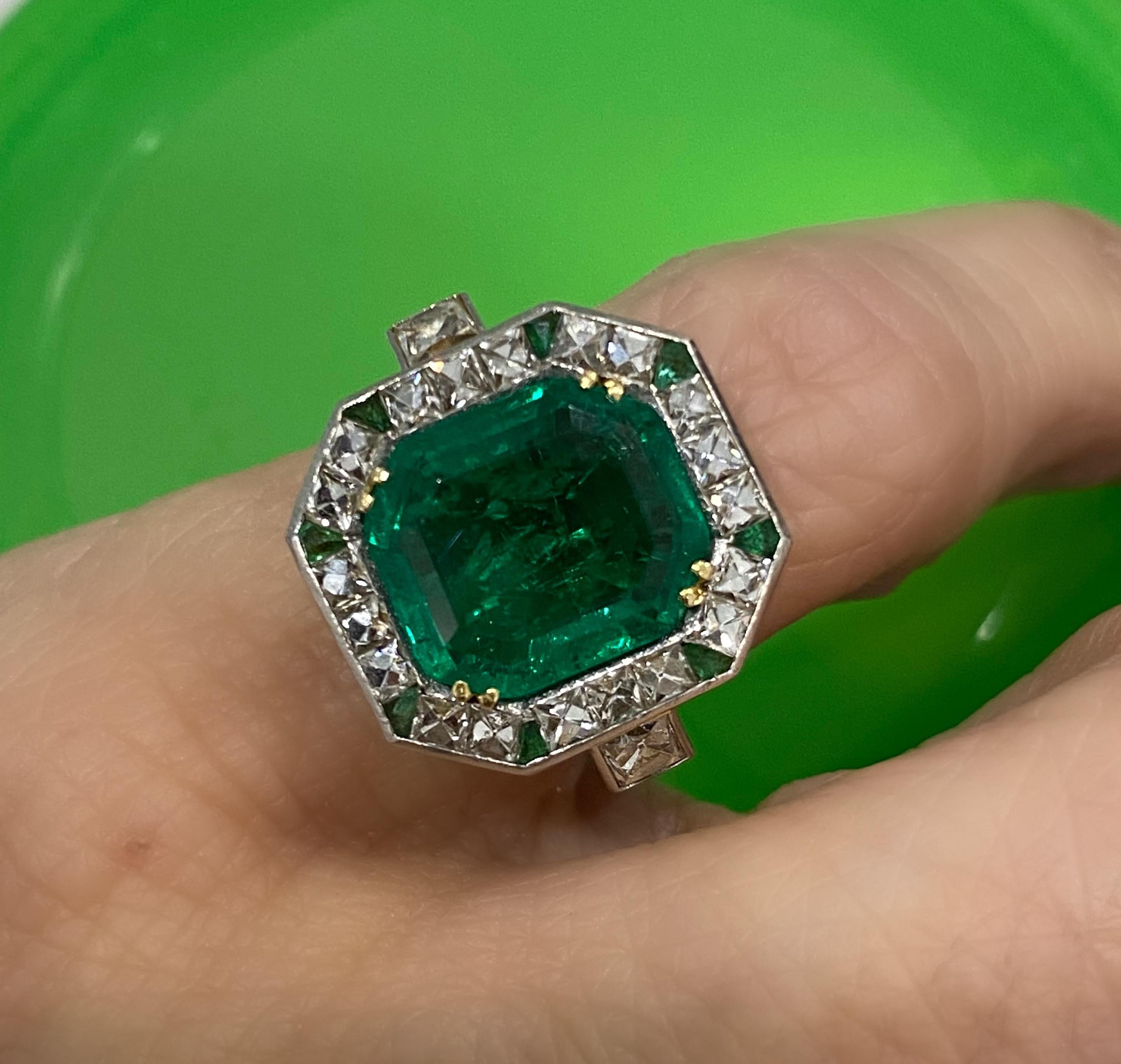 Original Art Deco Colombian Emerald French Cut Diamond Gold Platinum Ring For Sale 2