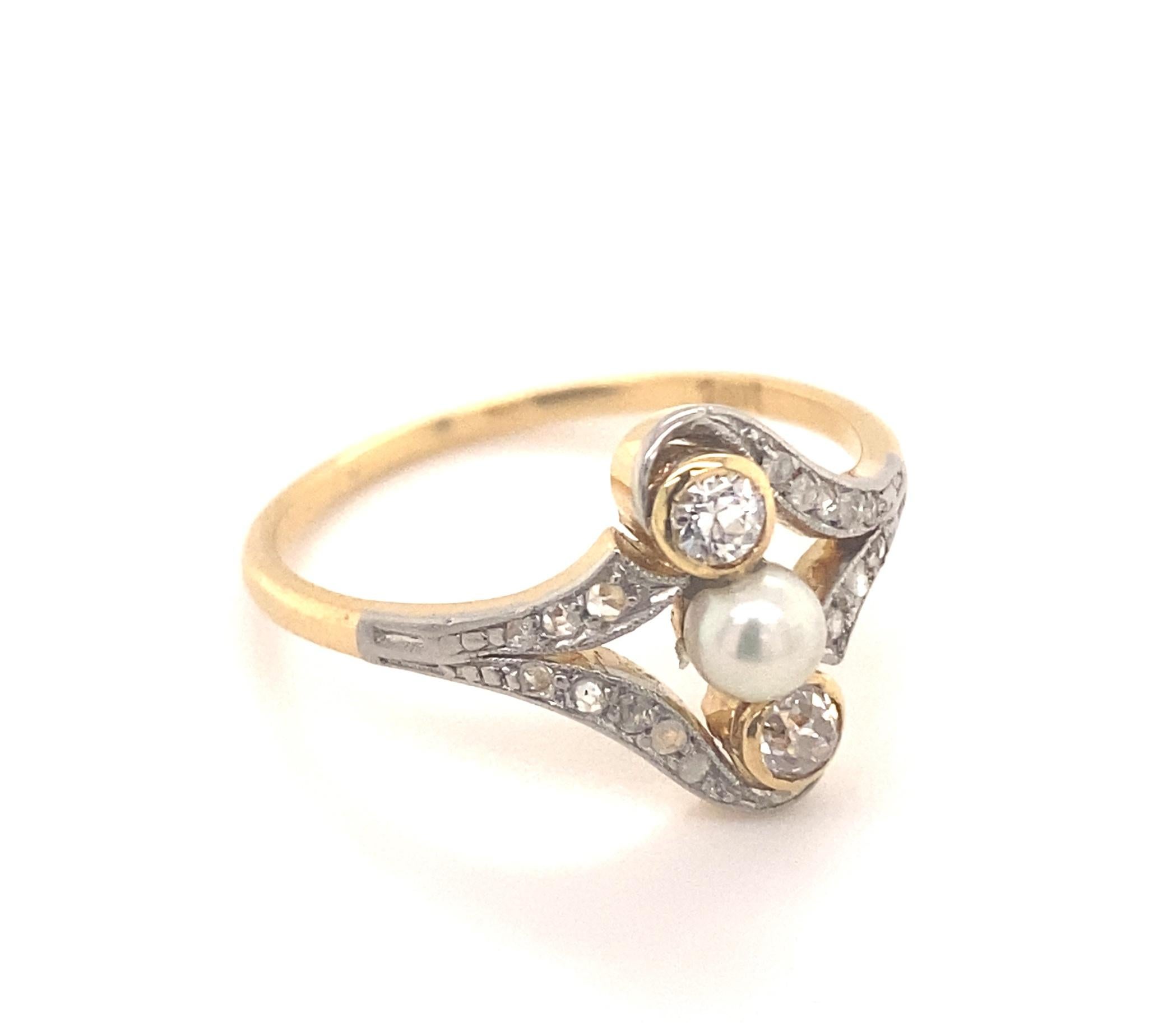 Round Cut Original Art Deco Diamond Pearl Platinum 18k Yellow Gold Ring For Sale
