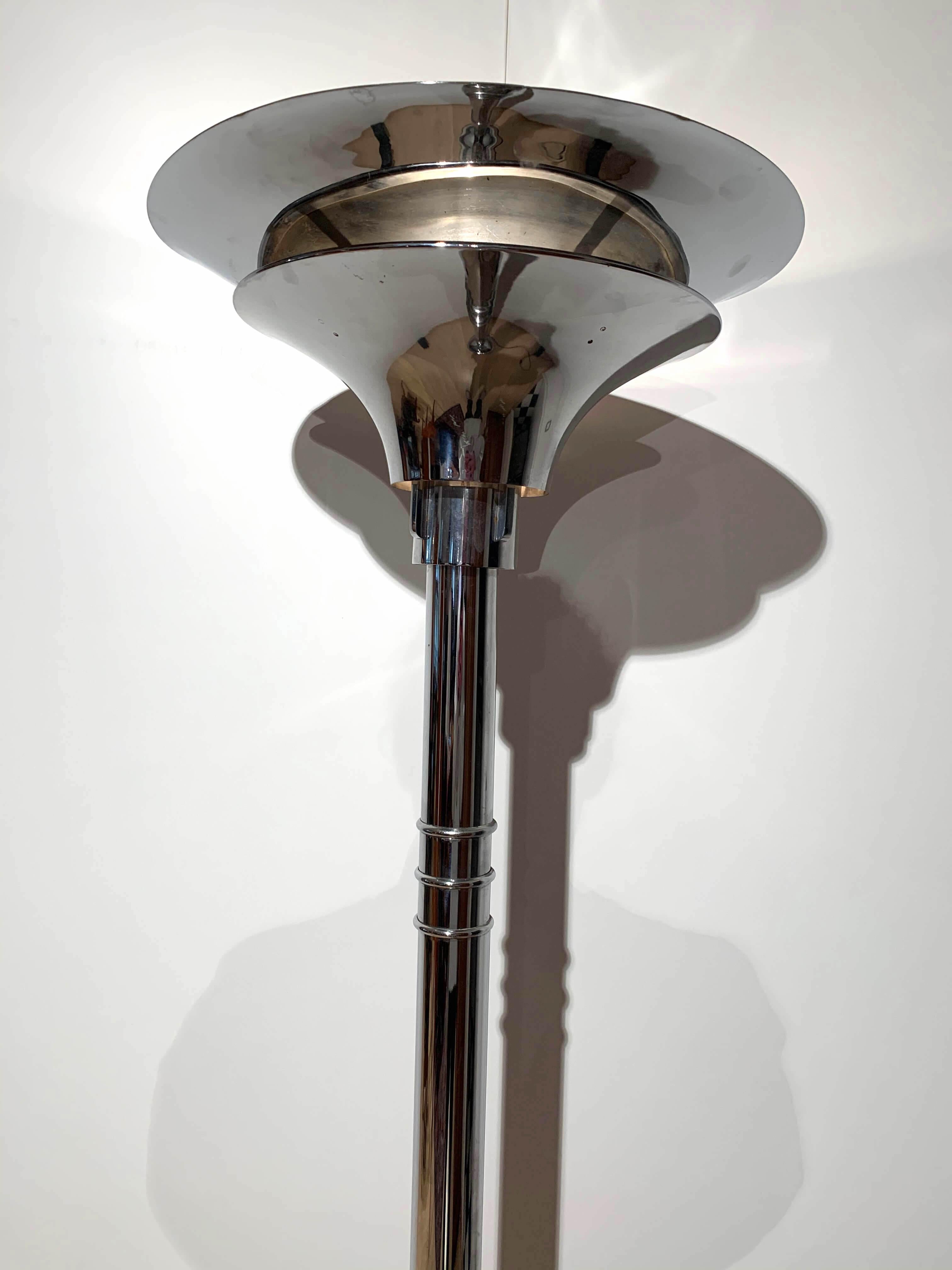 Galvanized Original Art Deco Floor Lamp, Chromed Metal, France, circa 1930