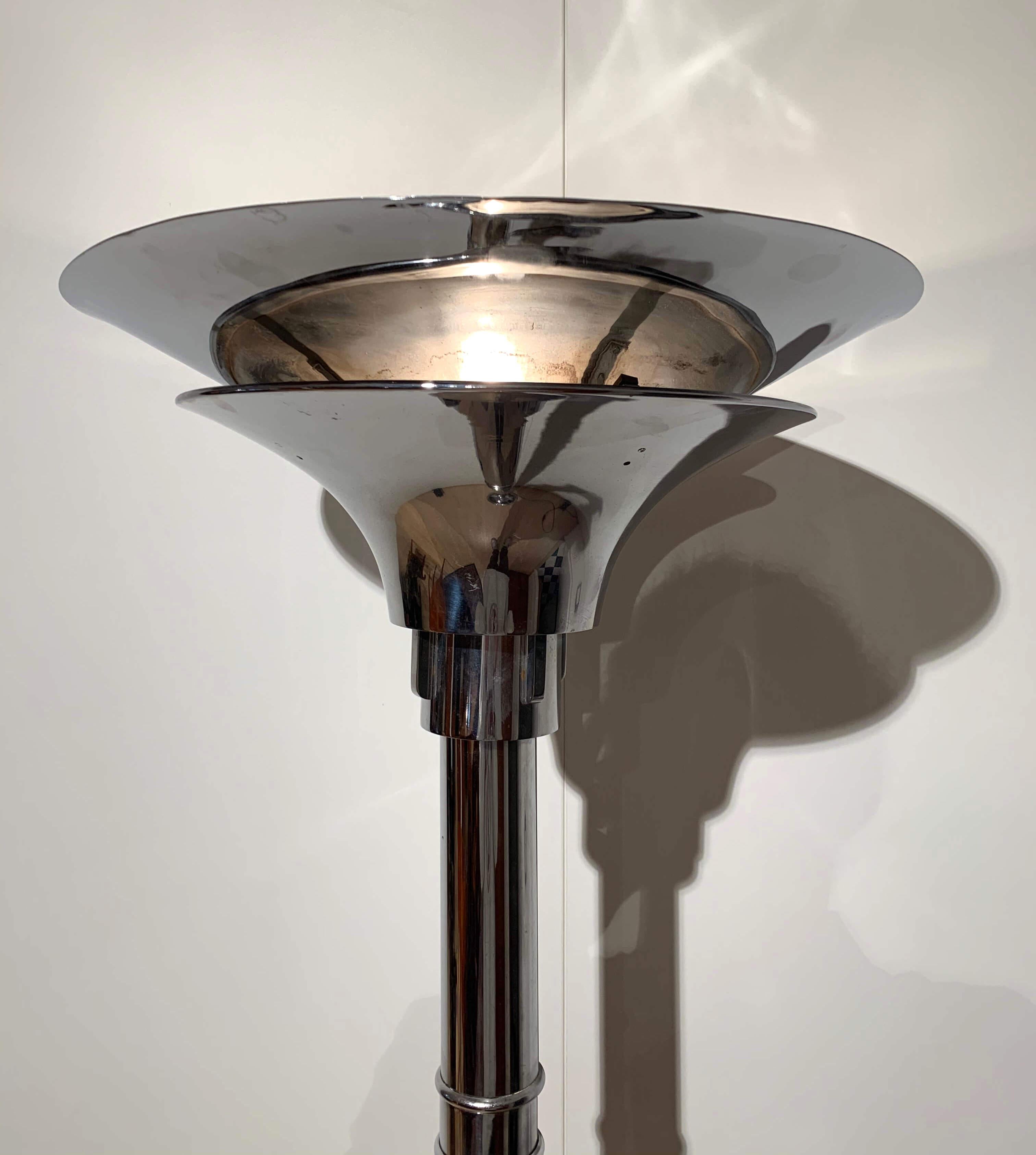 Original Art Deco Floor Lamp, Chromed Metal, France, circa 1930 2