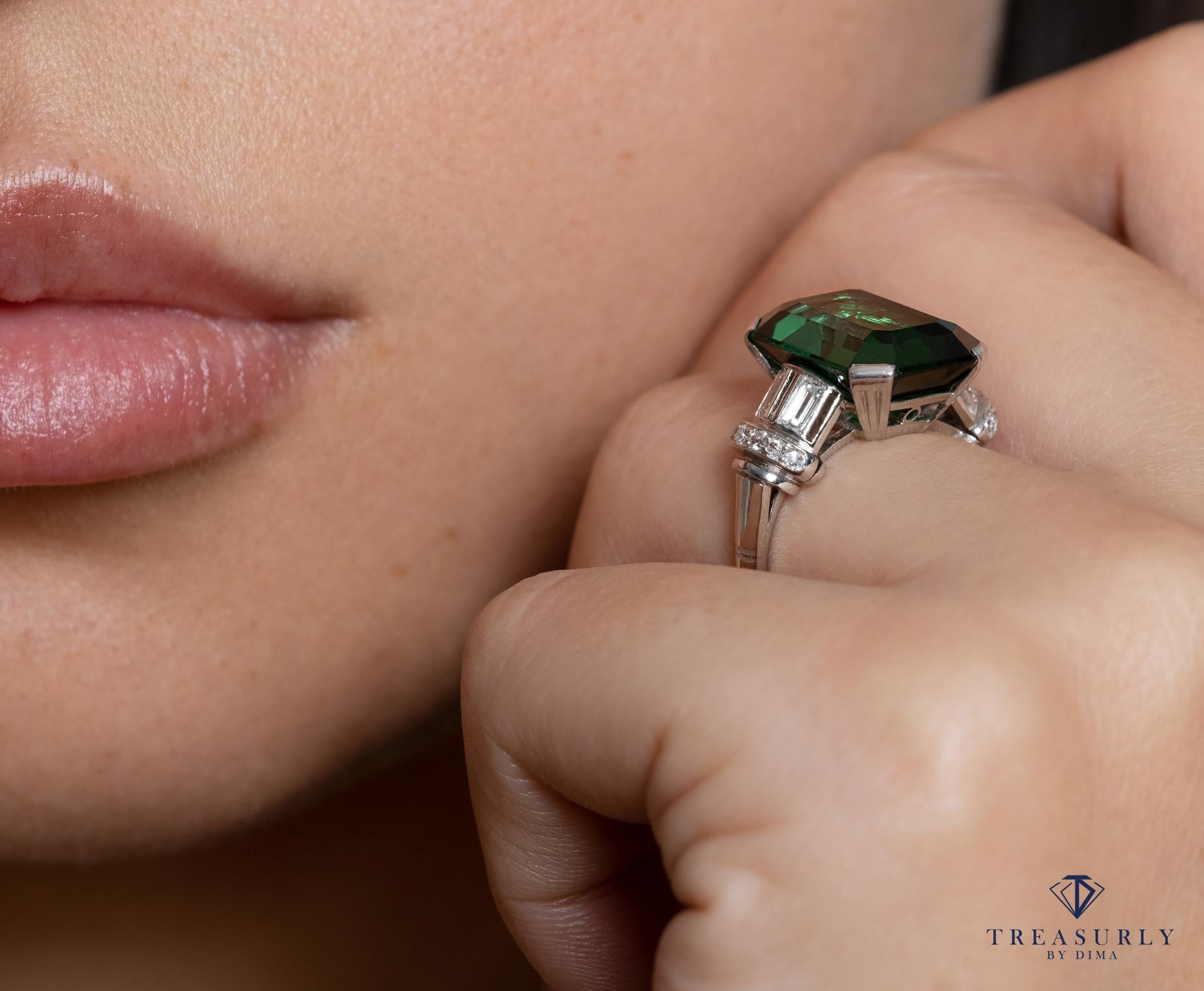 Women's or Men's Original Art Deco GIA 9.40 Carat Green-Blue Tourmaline Diamond Platinum Ring